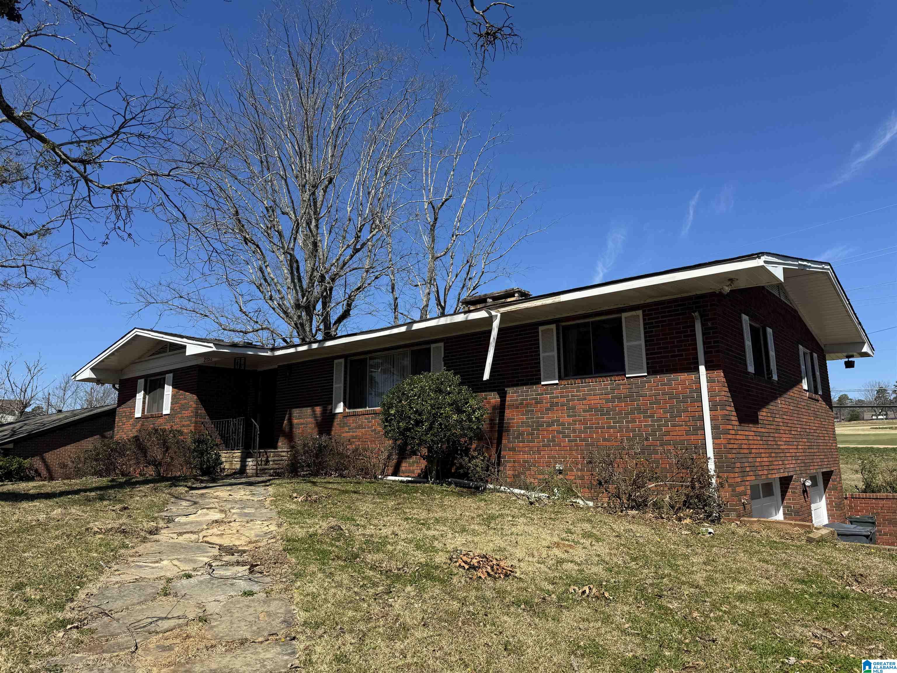 2152 MOUNTAIN VIEW DRIVE