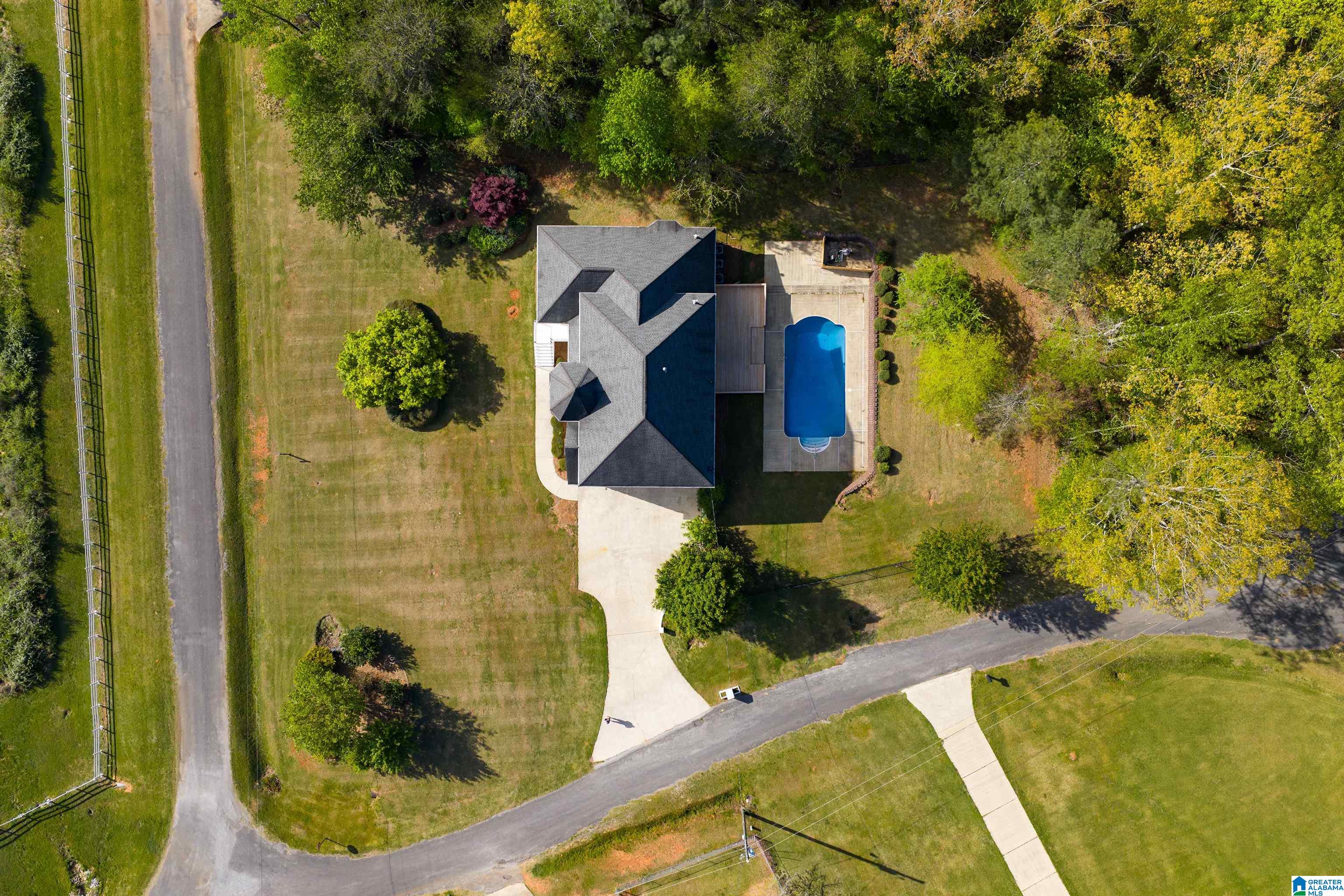 10 ANDERSON MTN DRIVE