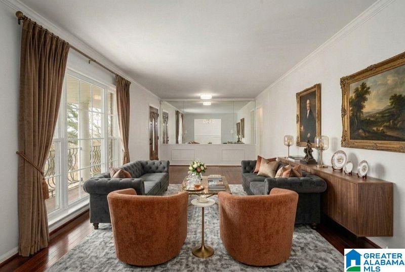 4829 CLAIRMONT AVENUE