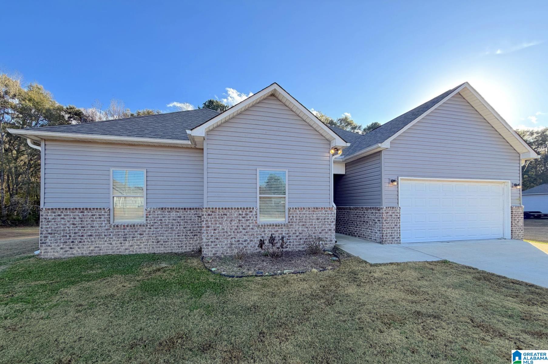 115 CROSSROADS CIRCLE