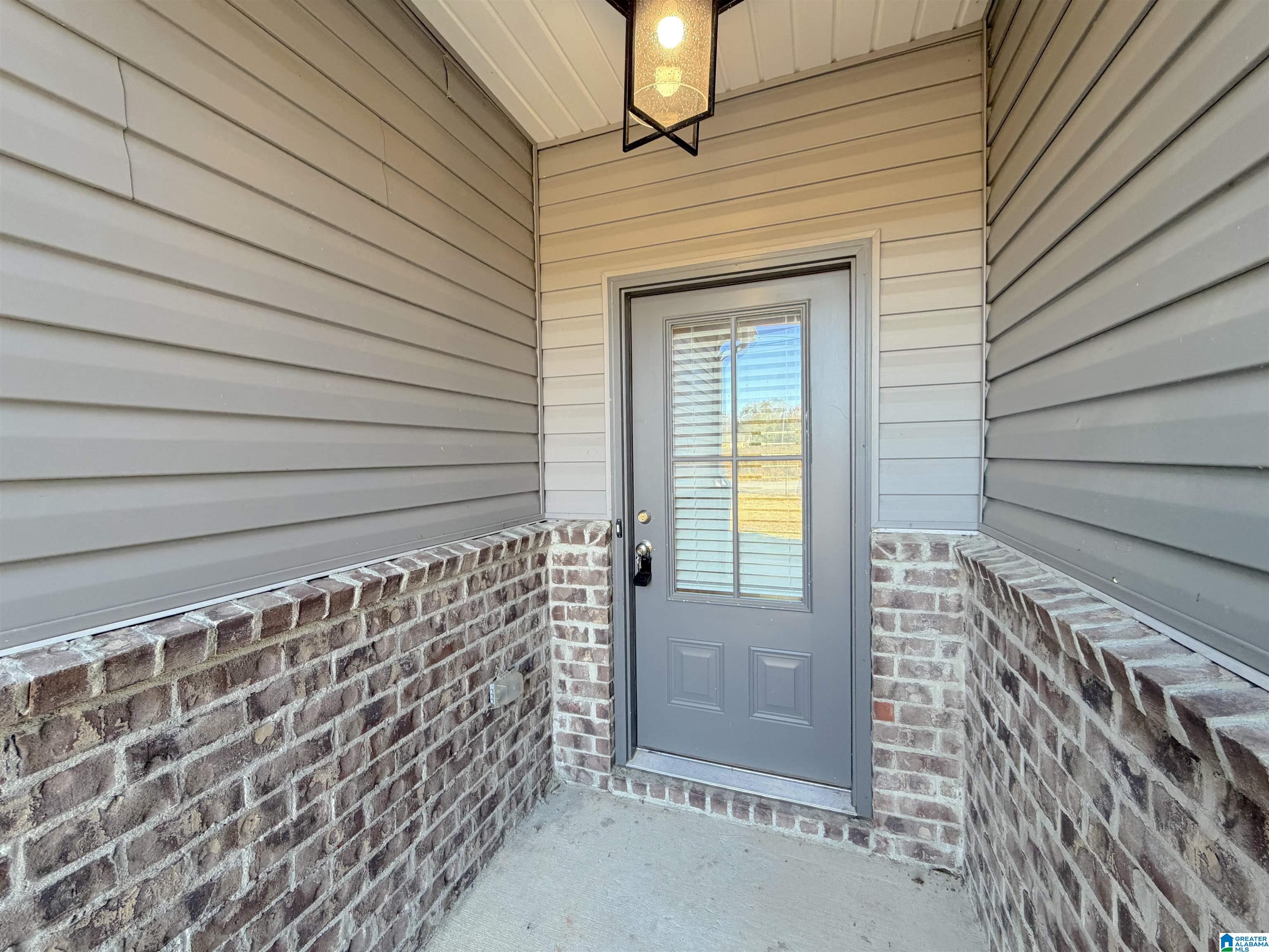 115 CROSSROADS CIRCLE