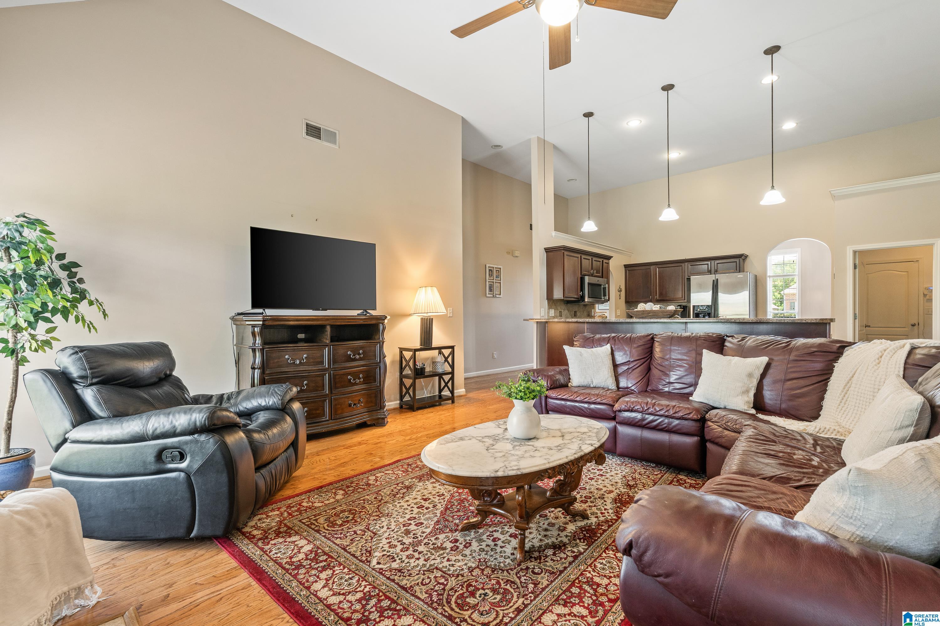5128 OVERLOOK CIRCLE