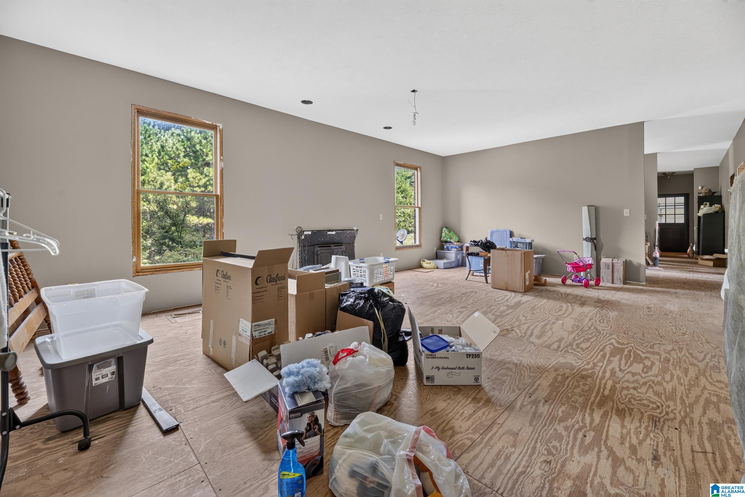 647 FOSTER WEST ROAD