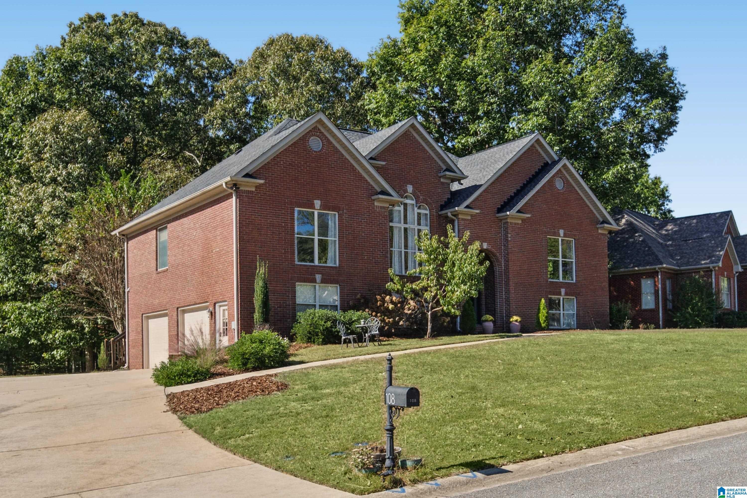 108 WEEPING WILLOW DRIVE