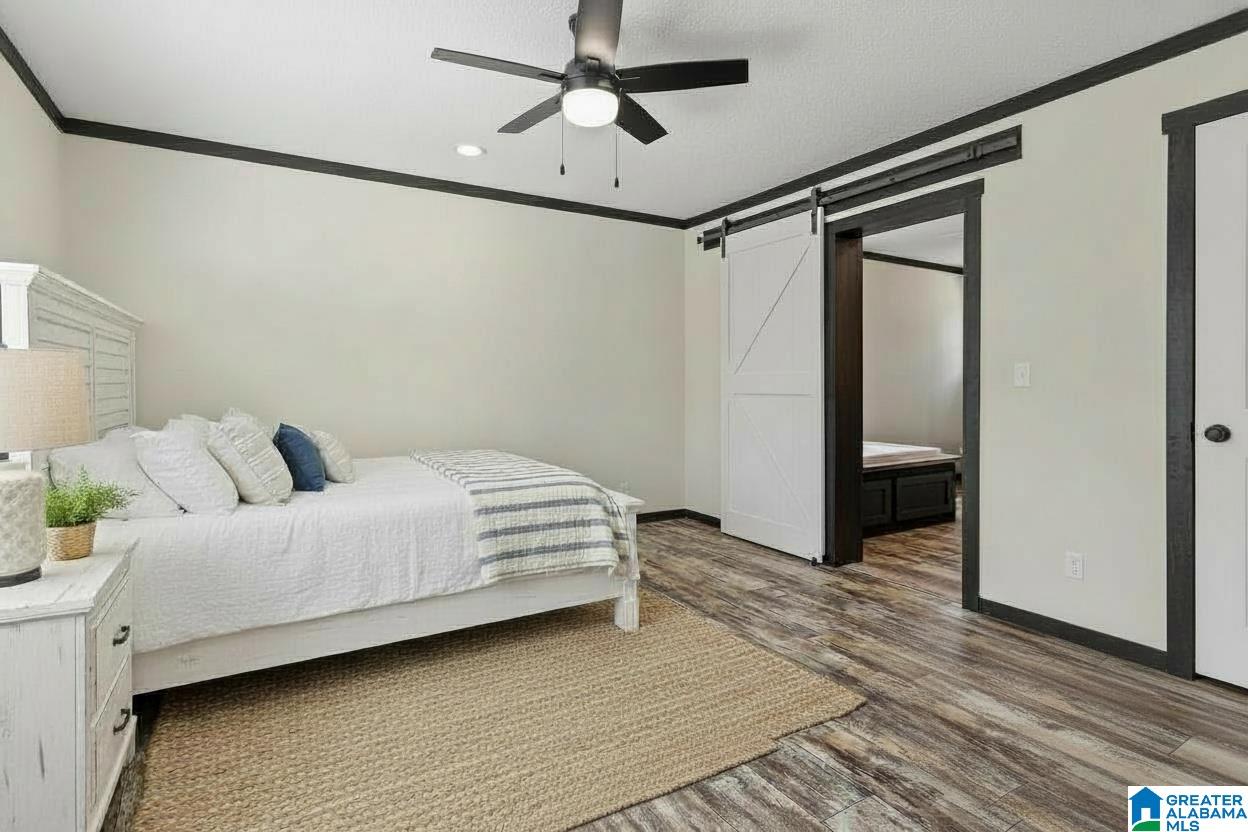 521 HIDDEN COVE LOOP