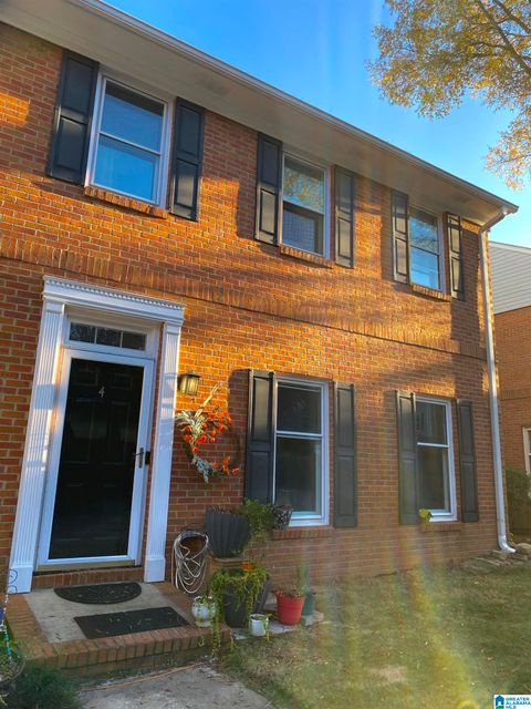 4 THE FALLS DRIVE VESTAVIA HILLS AL 35216