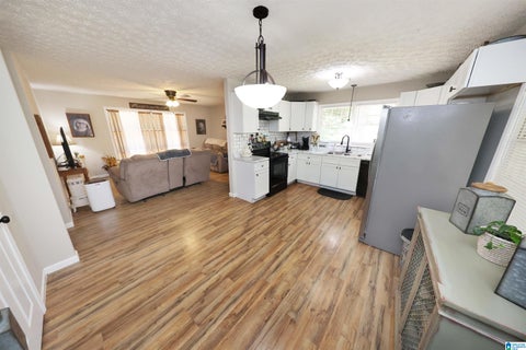 Photo of 508 Kilarney Avenue, WEAVER, AL 36277 (MLS # 21465404)