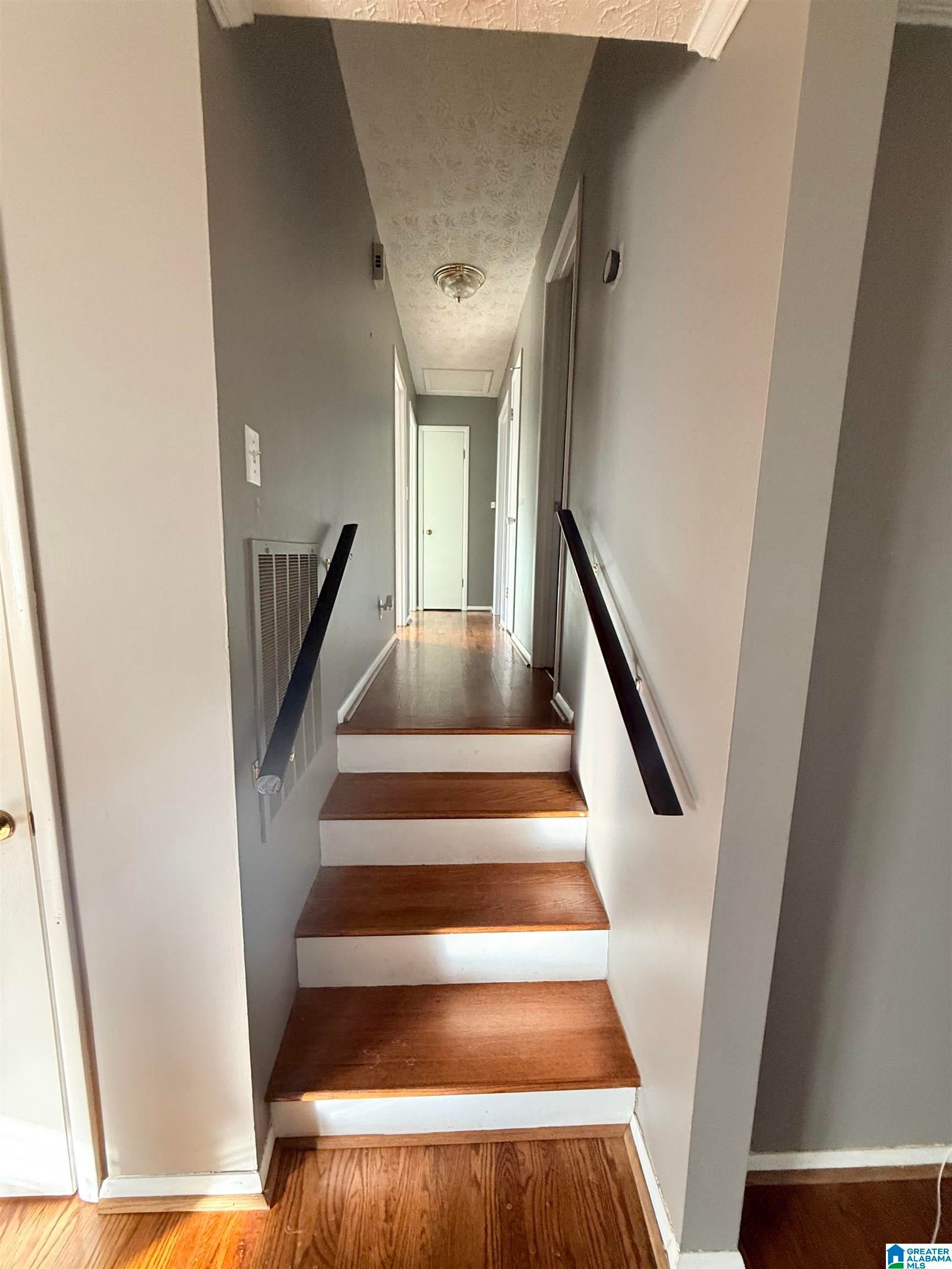 815 CREEK TRAIL