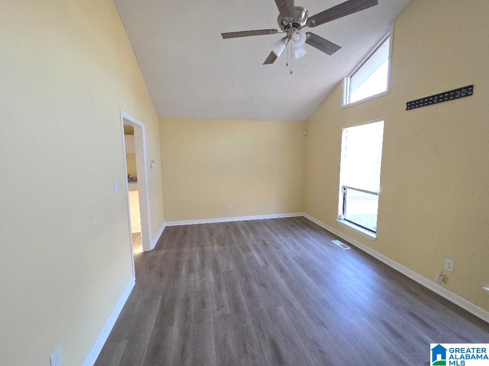 3000 AVENUE M