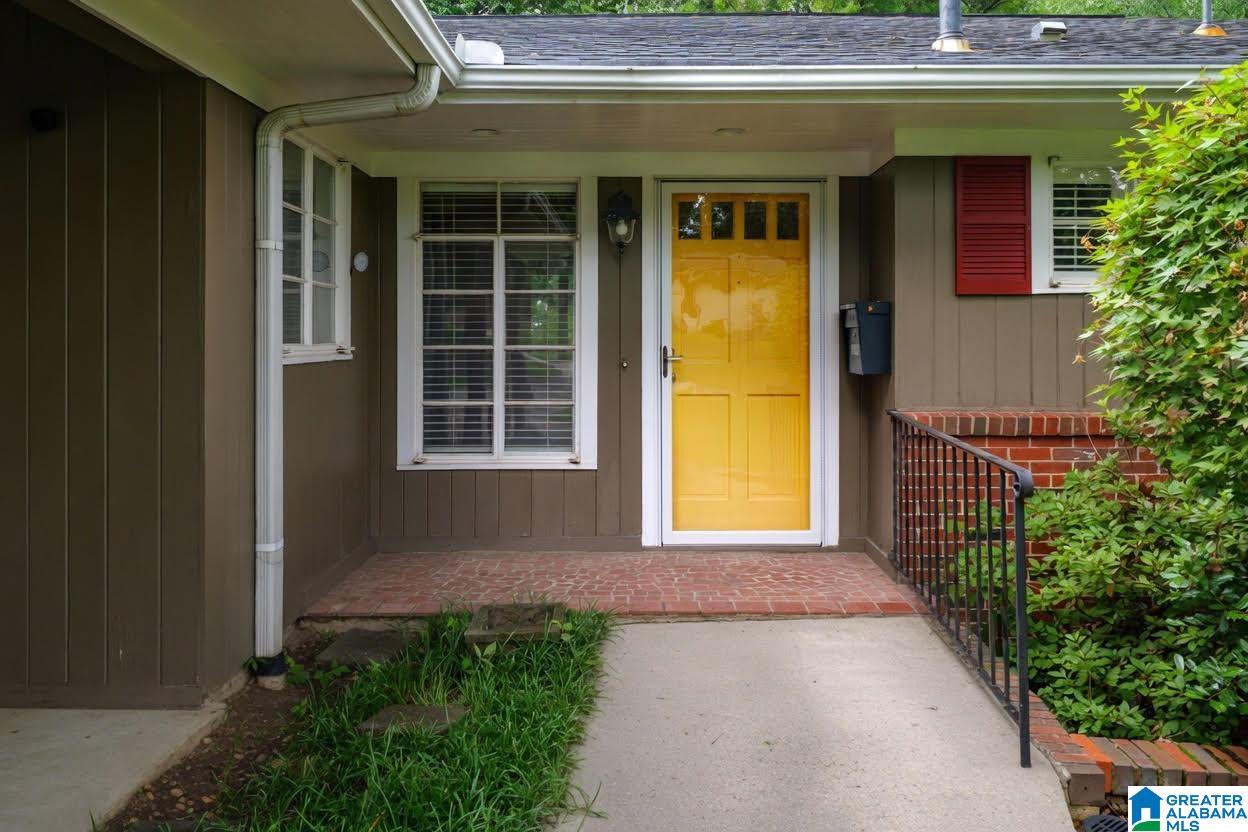 5040 10TH COURT S