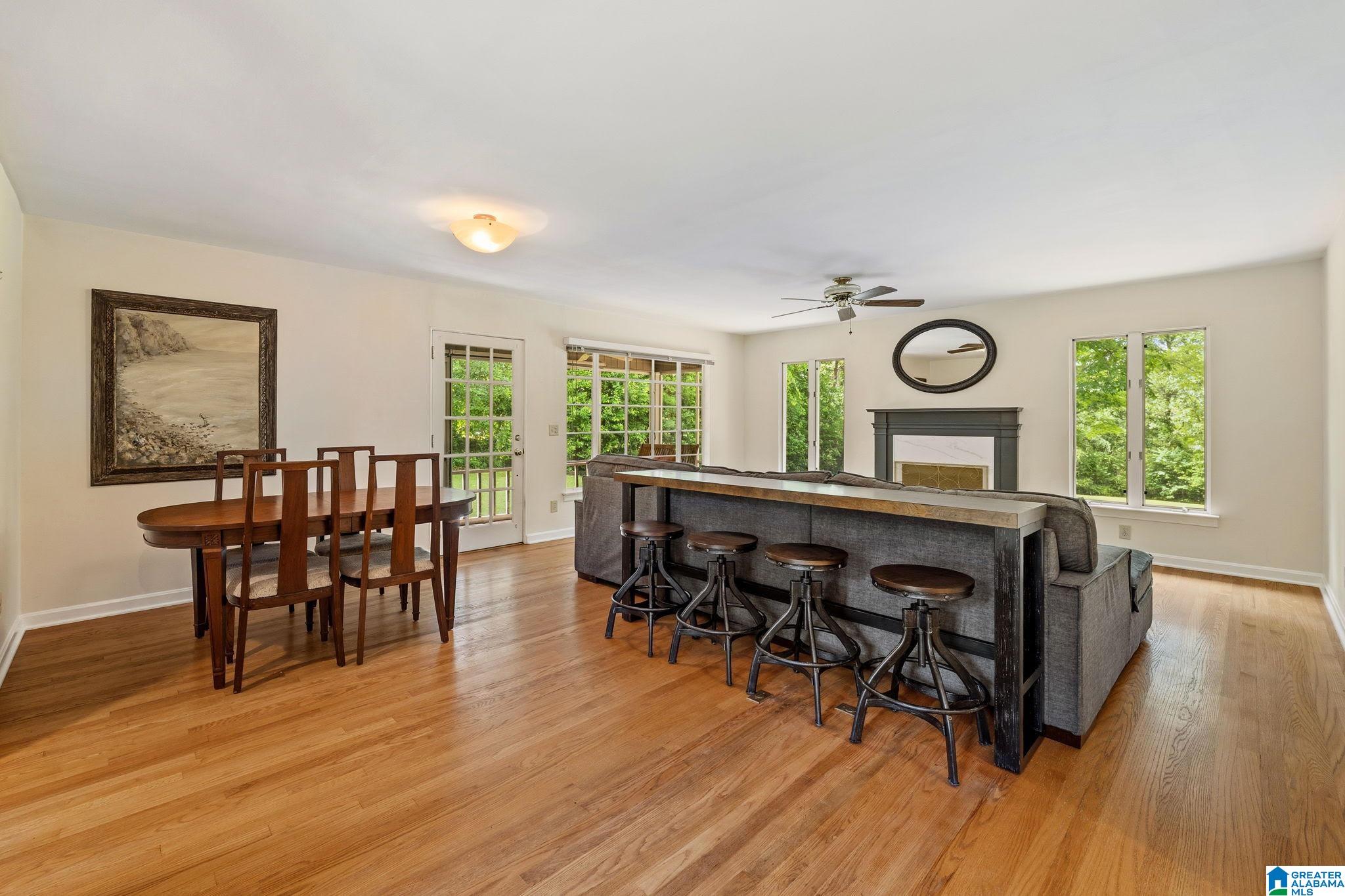 5040 10TH COURT S