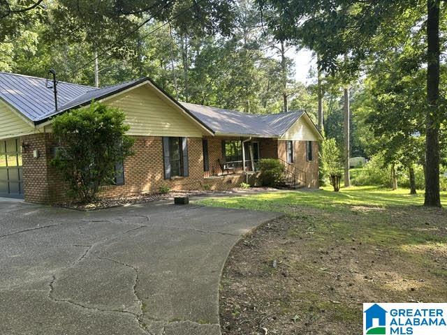 937 LAKESIDE DRIVE