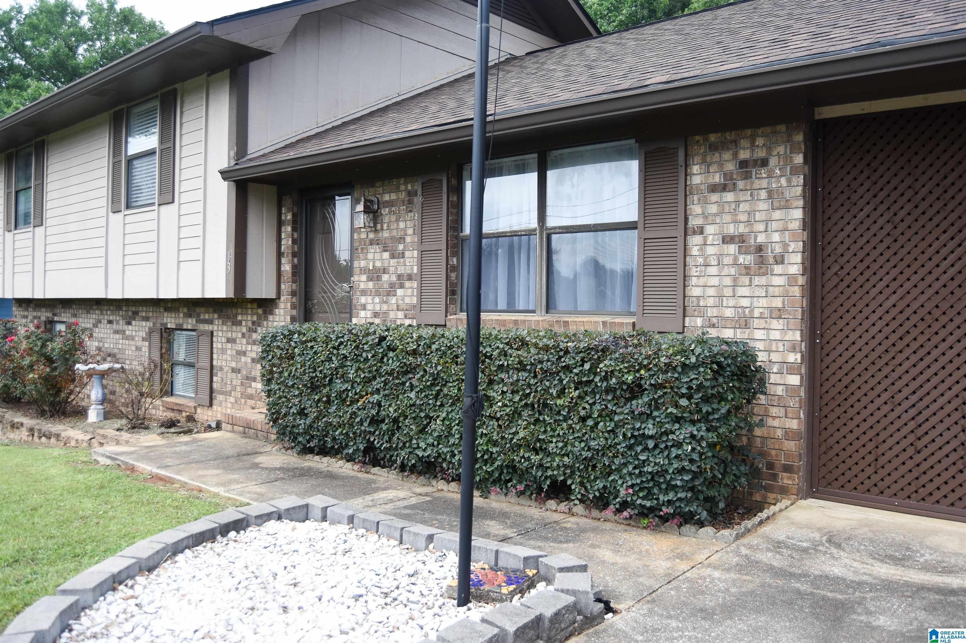13 LONE OAK DRIVE
