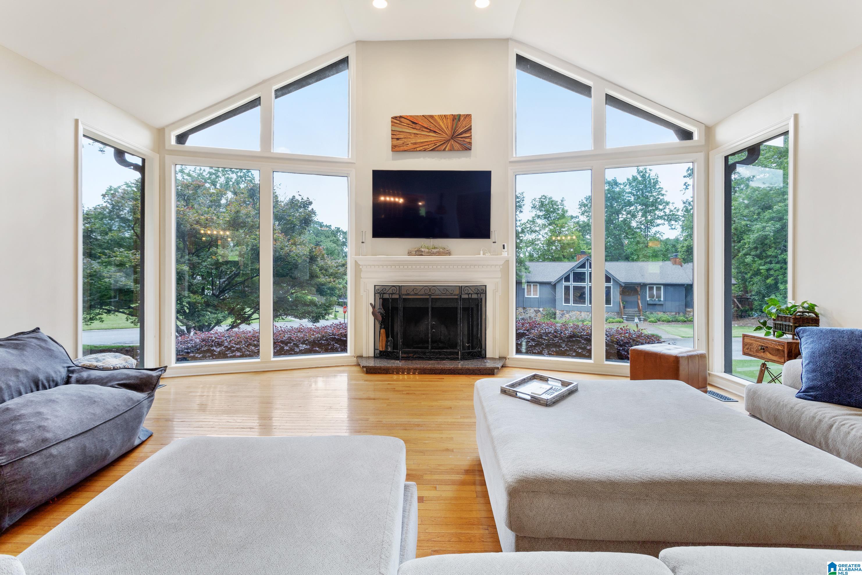 2616 CHIMNEY HILLS CIRCLE