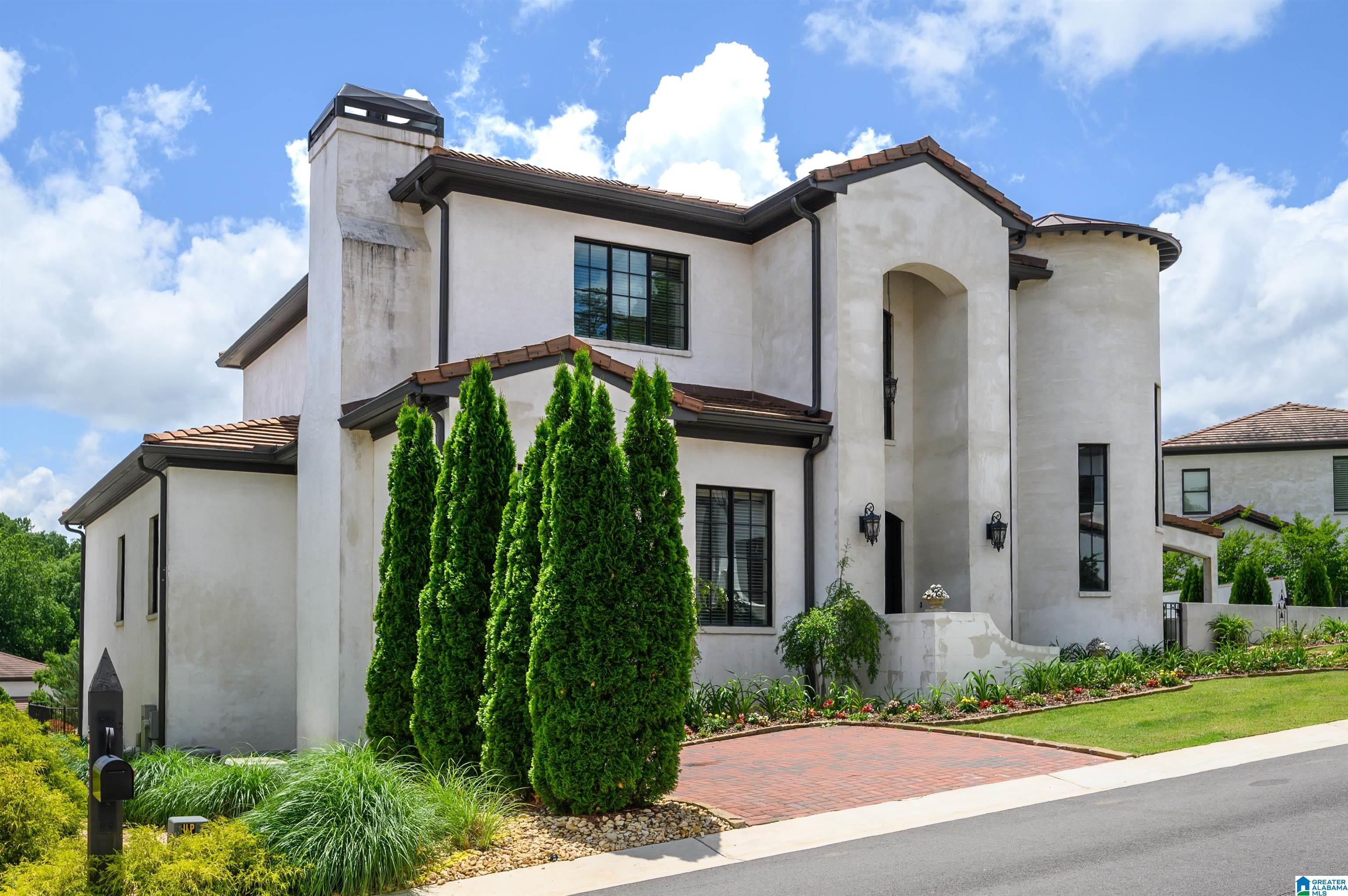 3792 VILLA DRIVE