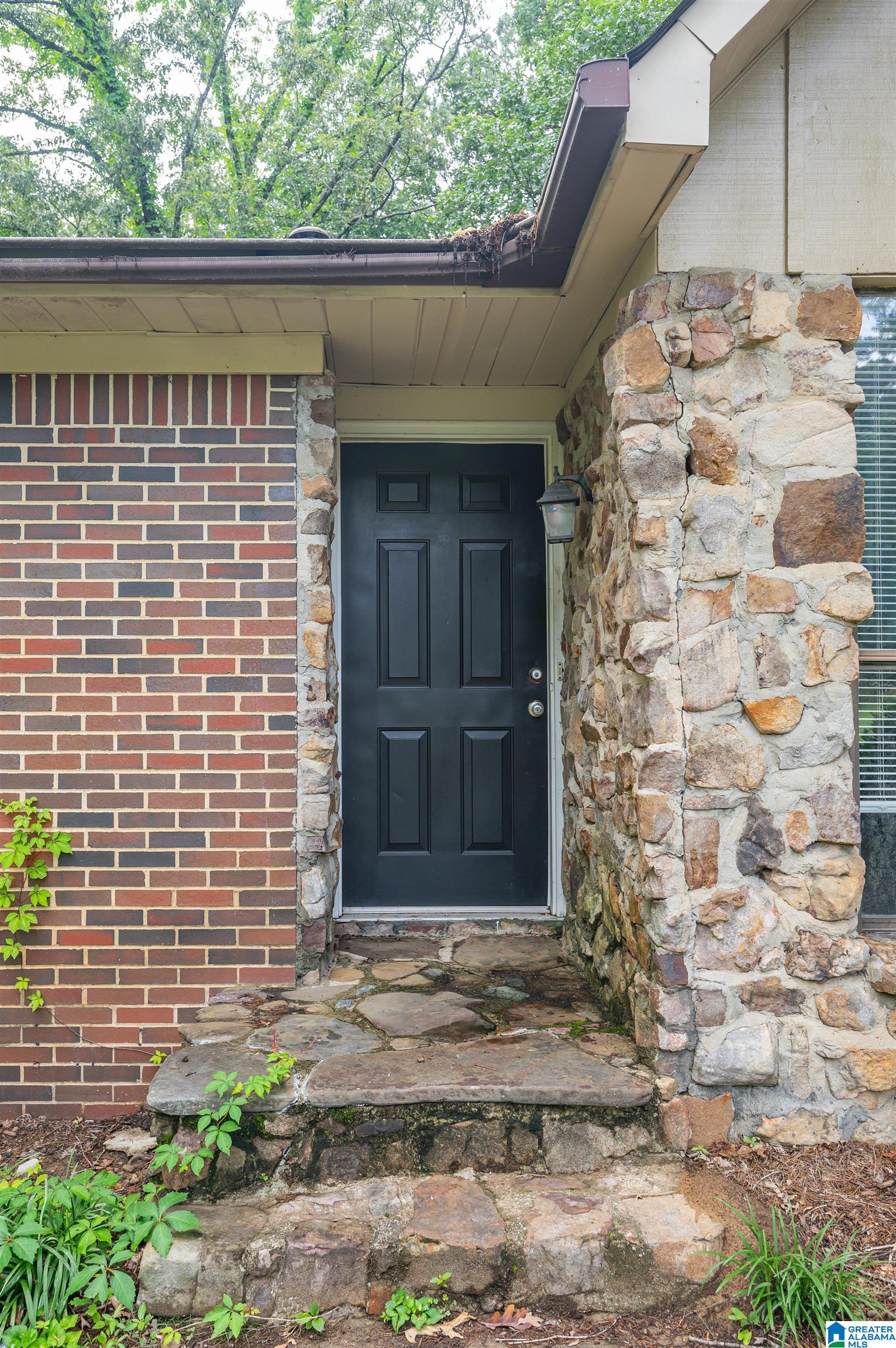 13265 DONNA DRIVE