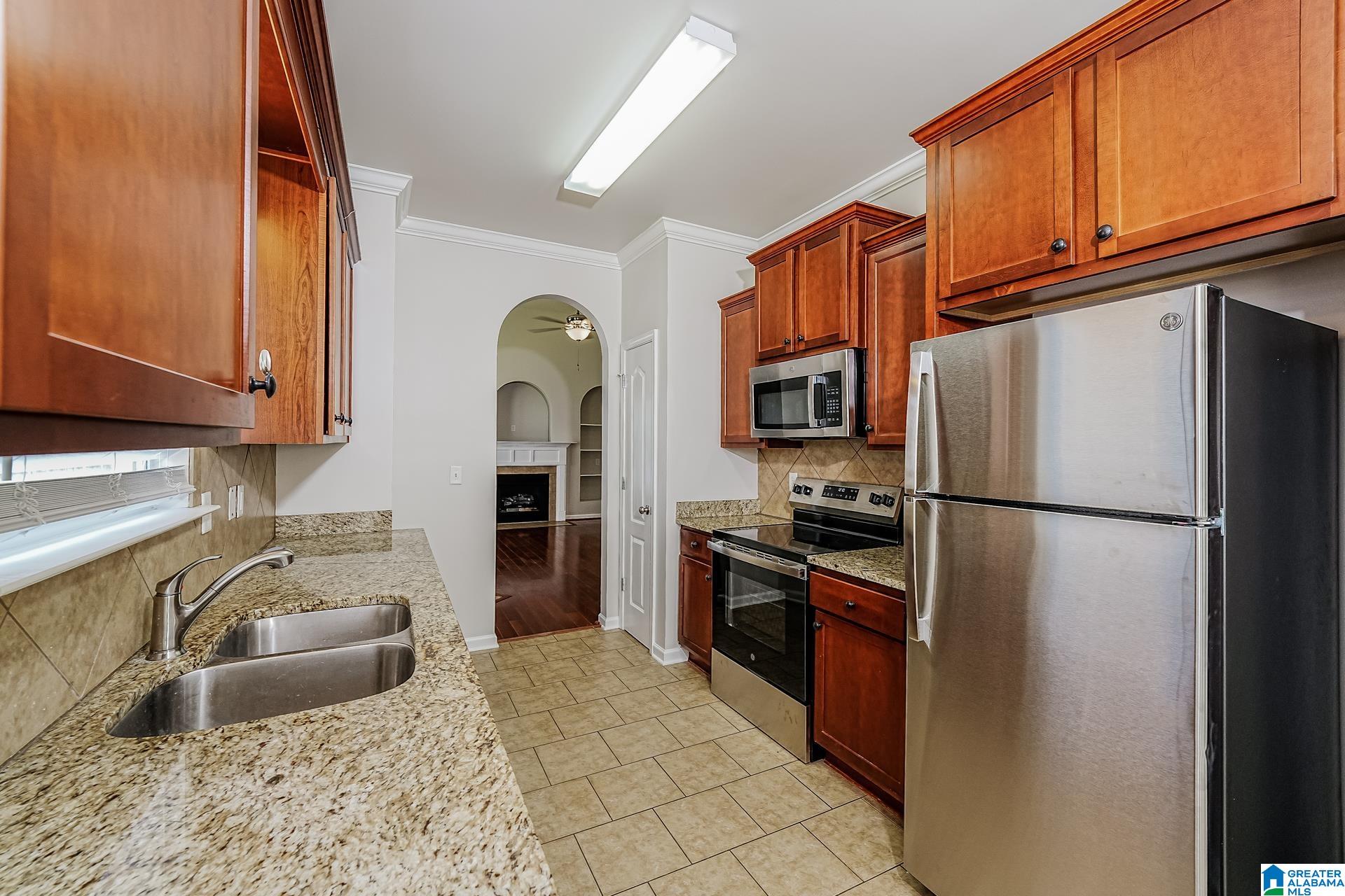 6525 SOUTHERN TRACE DRIVE