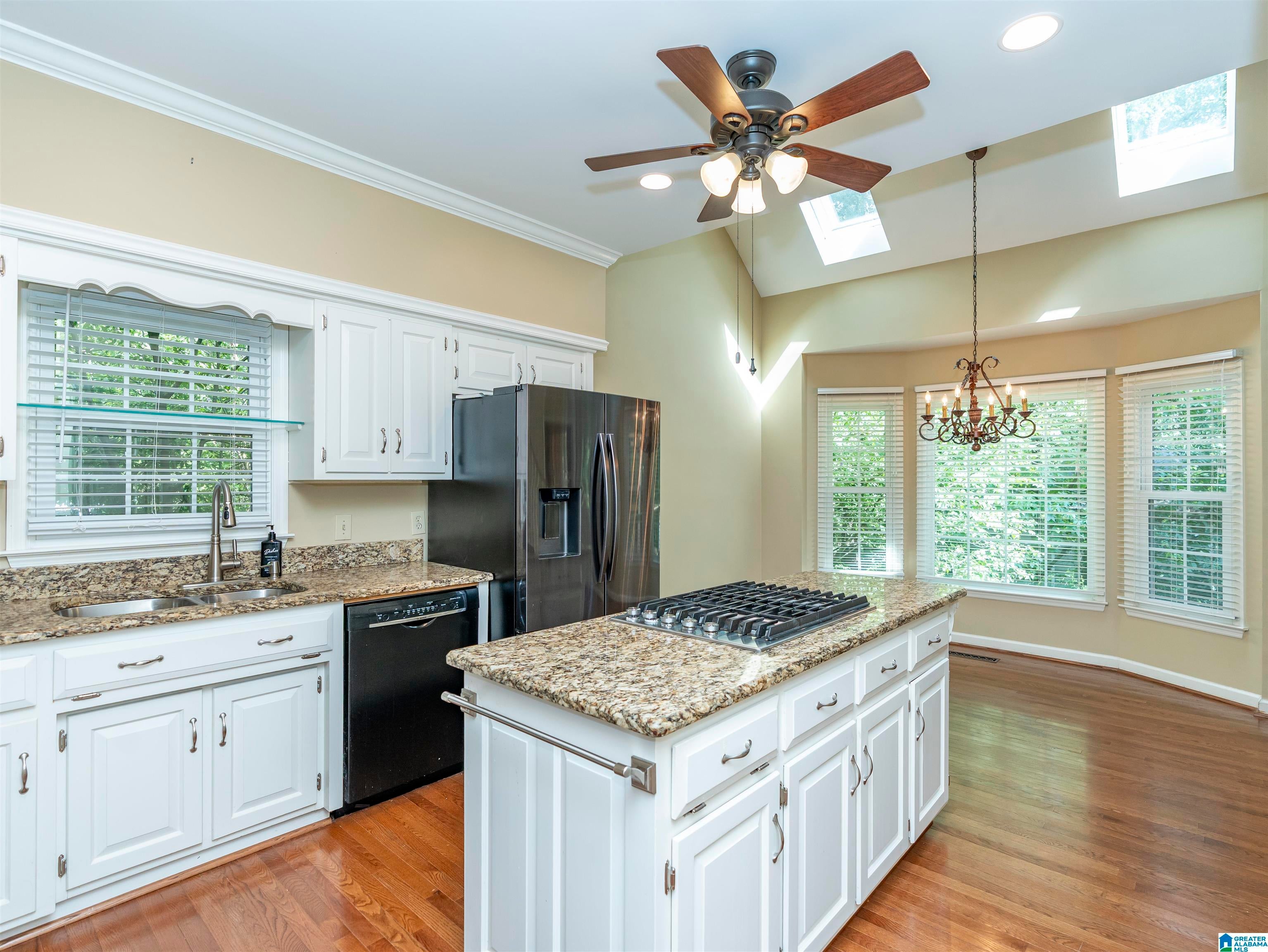 912 TALL PINES LANE