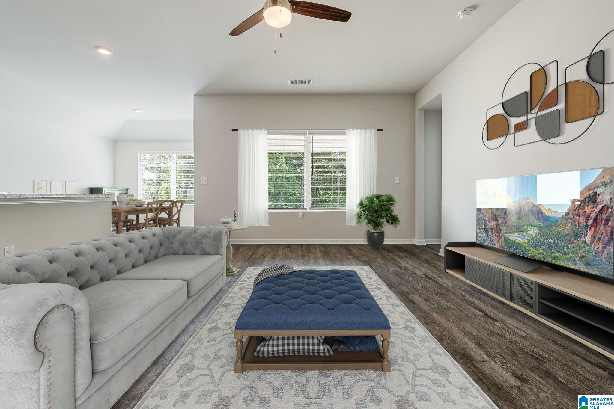 893 CAMDEN LOOP