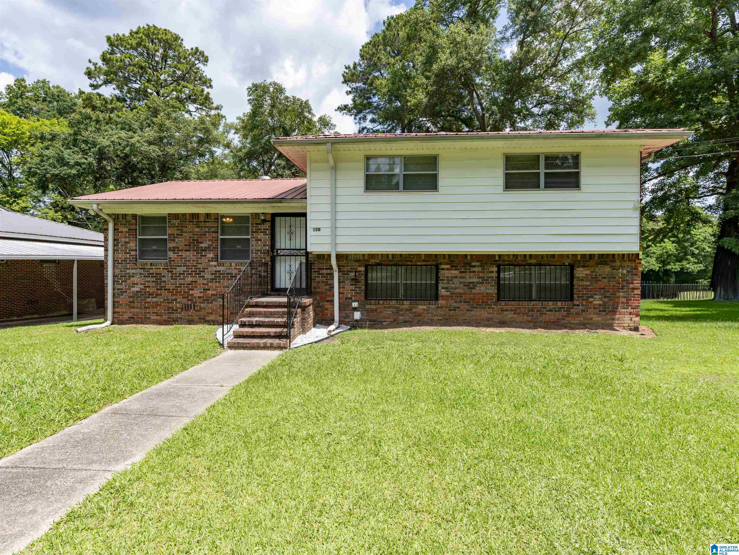Photo 1 of 43 — 120 WEST CREST ROAD, HUEYTOWN, AL 35023