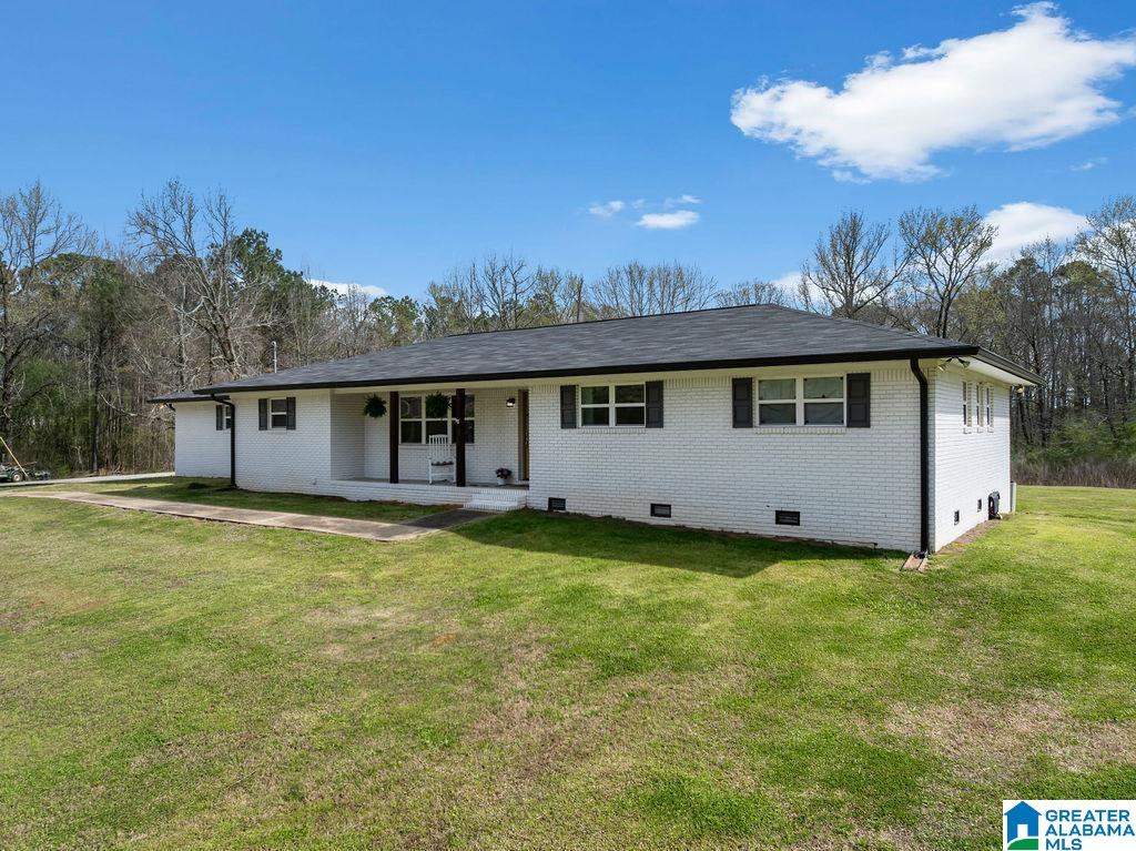 766 N SKYLINE DRIVE