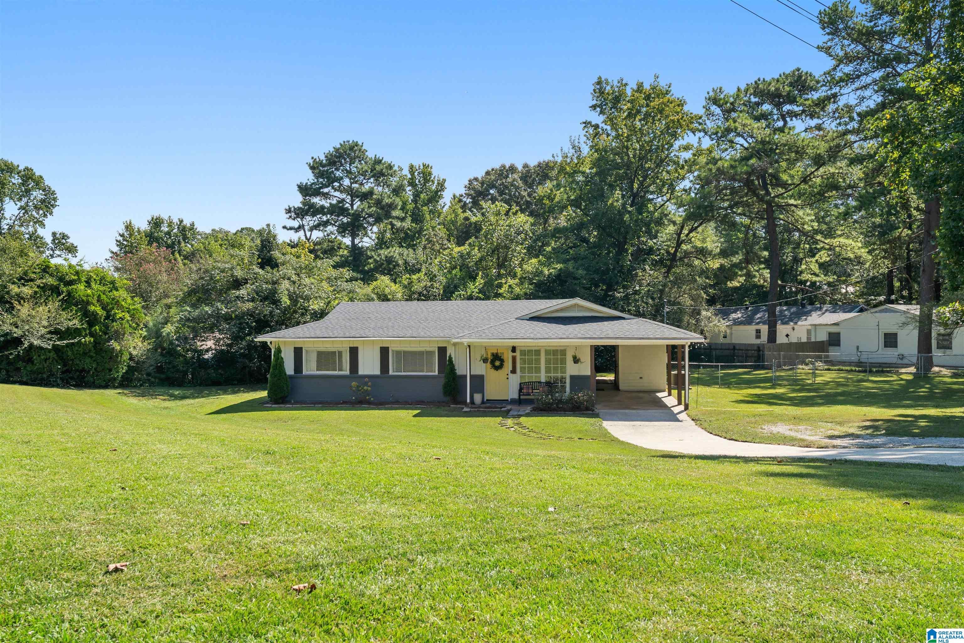 2201 CHAPEL HILL ROAD