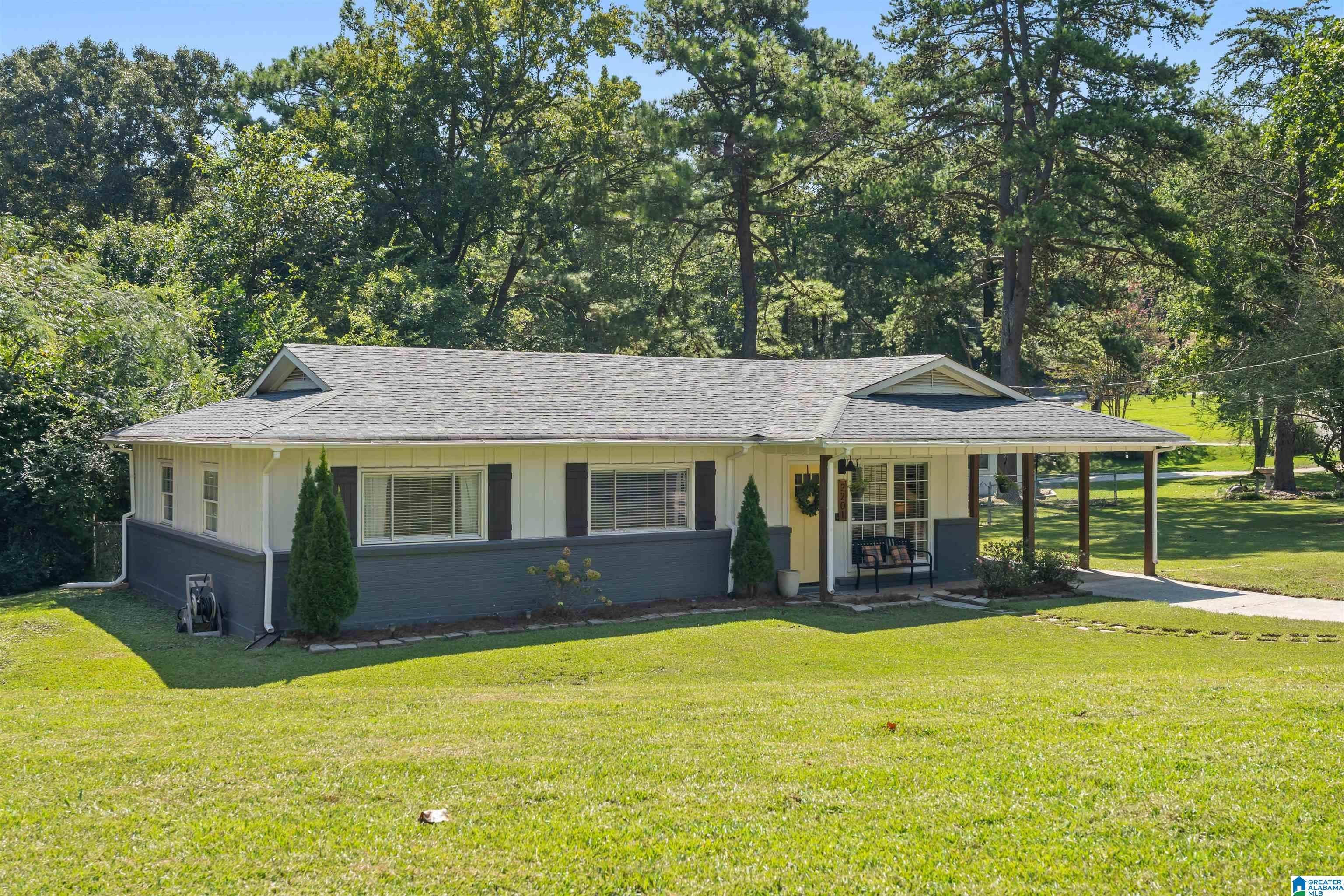 2201 CHAPEL HILL ROAD