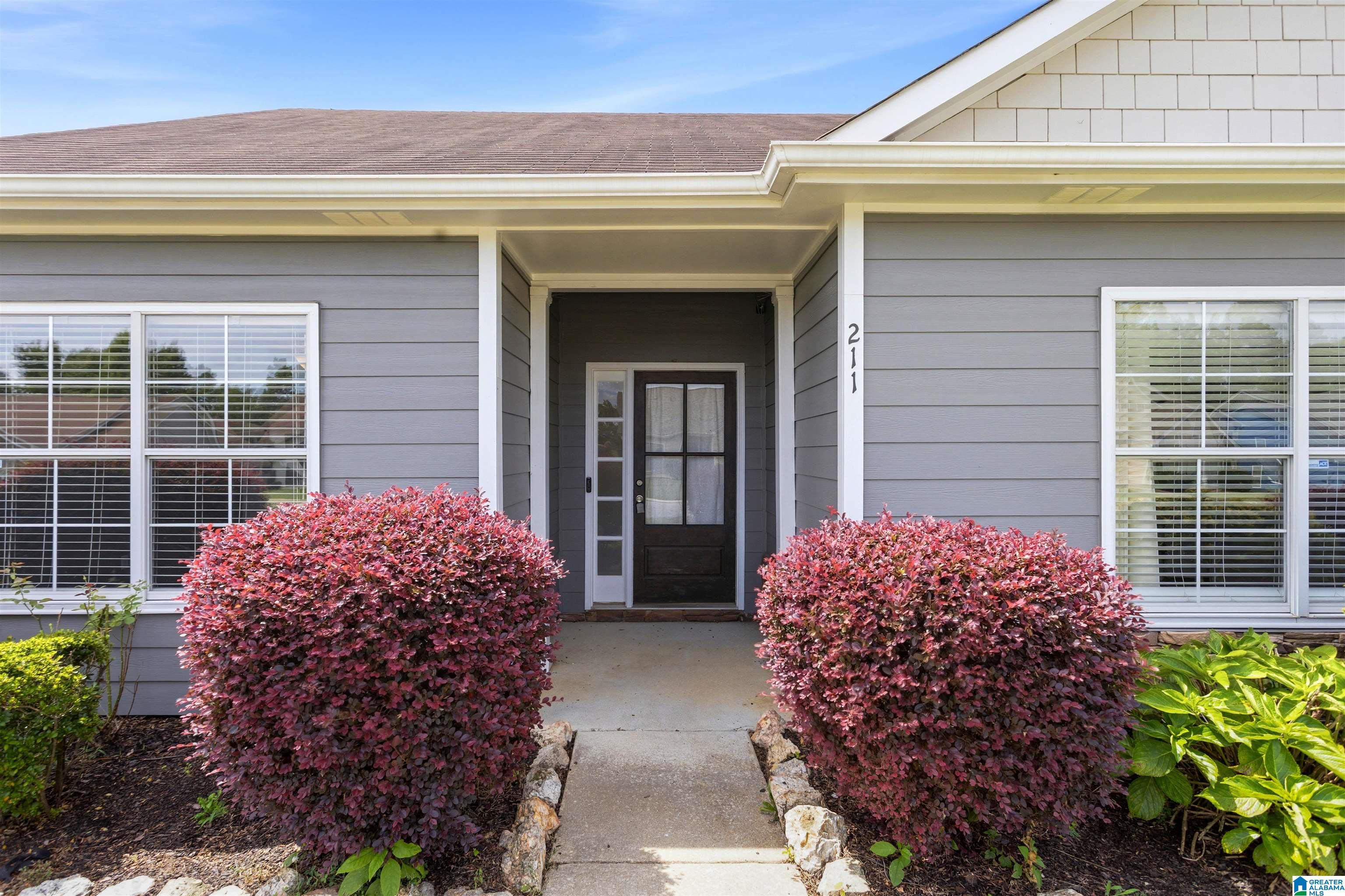 211 SARATOGA LANE