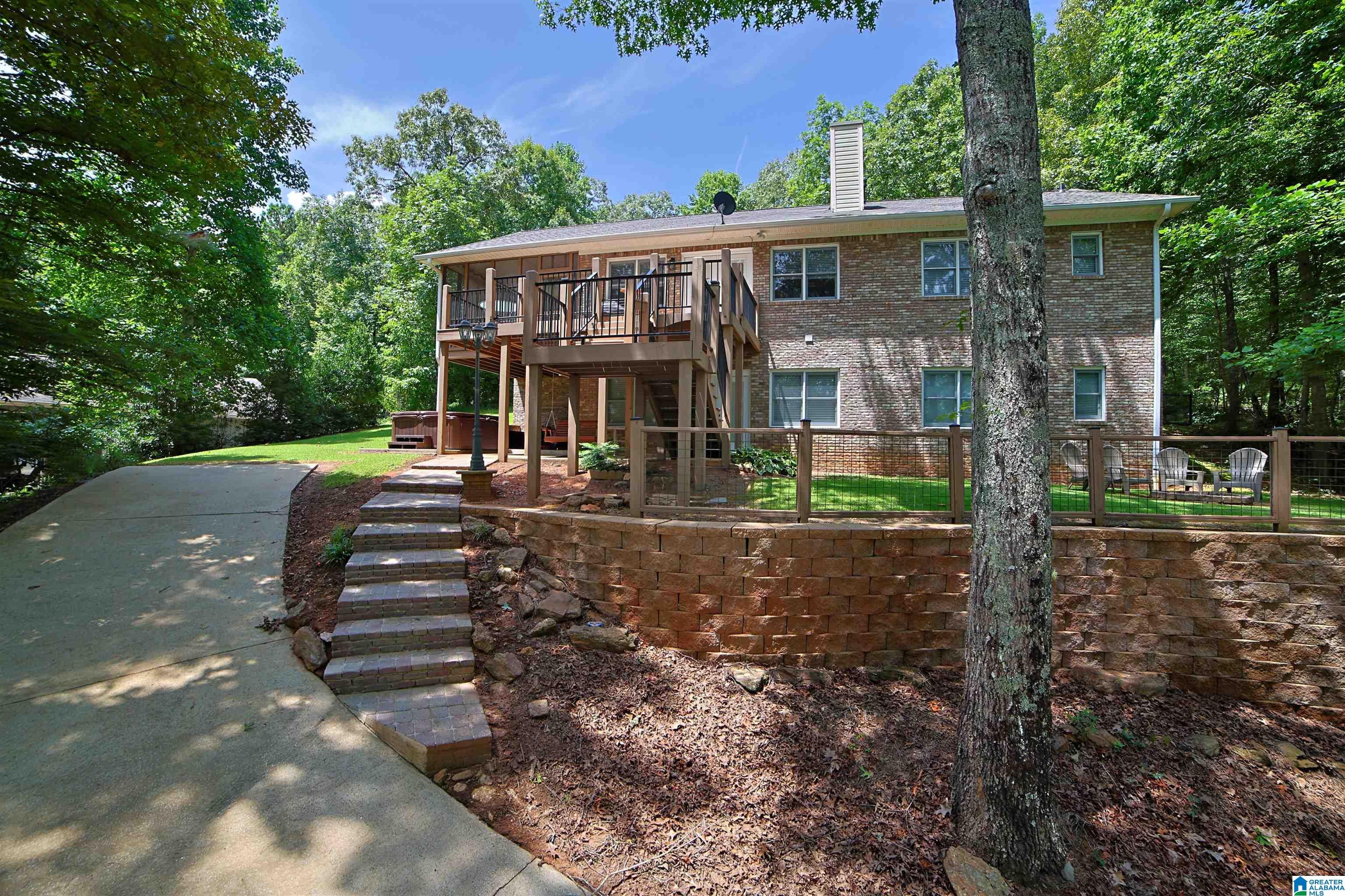 280 INDIAN CREEK E