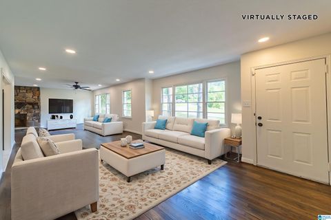 512 22ND TERRACE NE CENTER POINT AL 35215