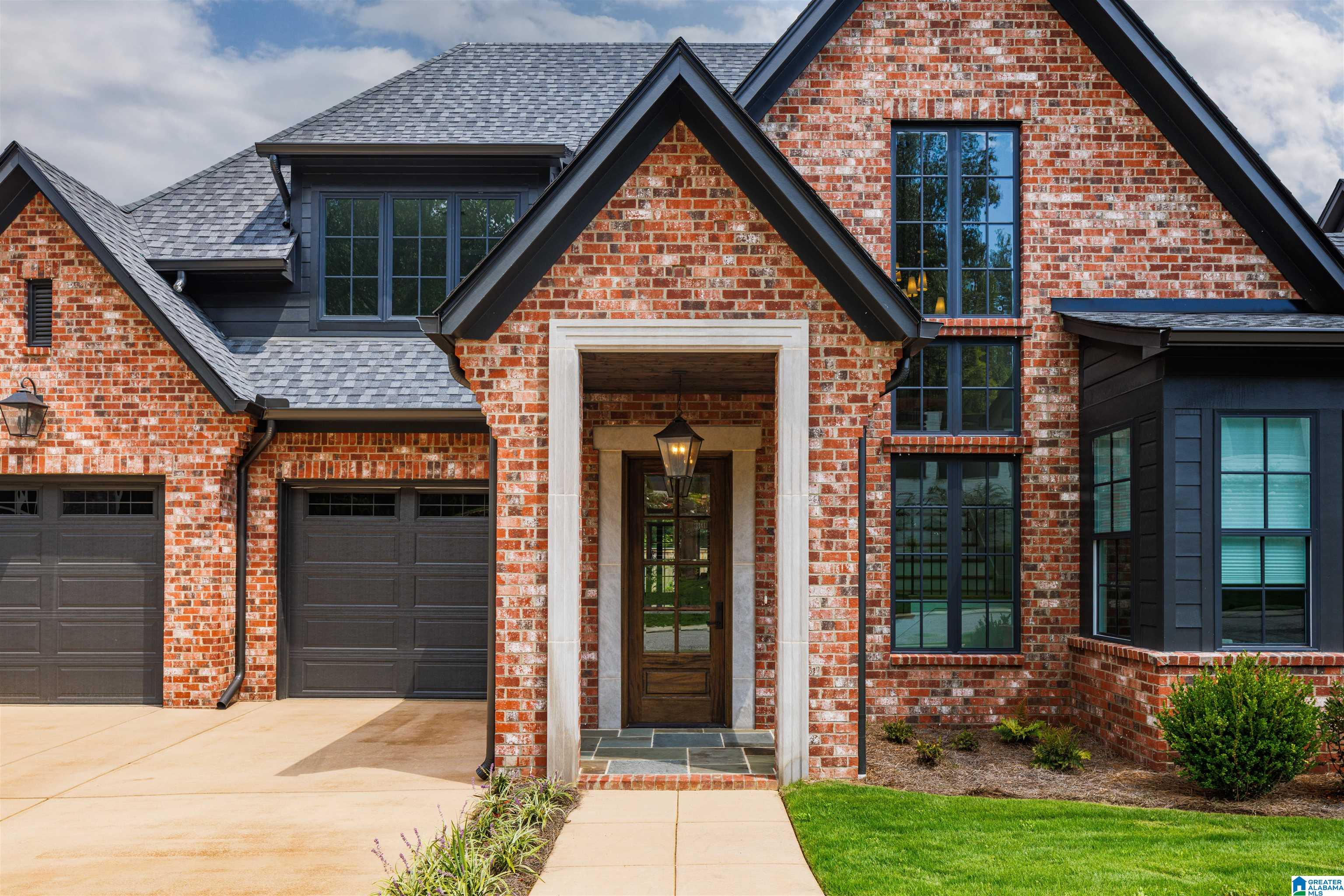 3308 SOUTHBEND CIRCLE