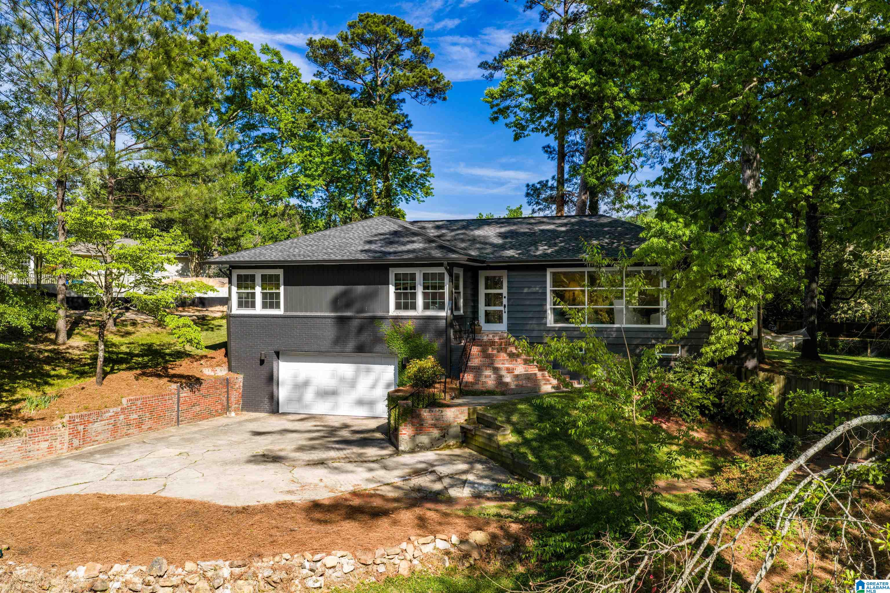 145 LUCERNE BOULEVARD