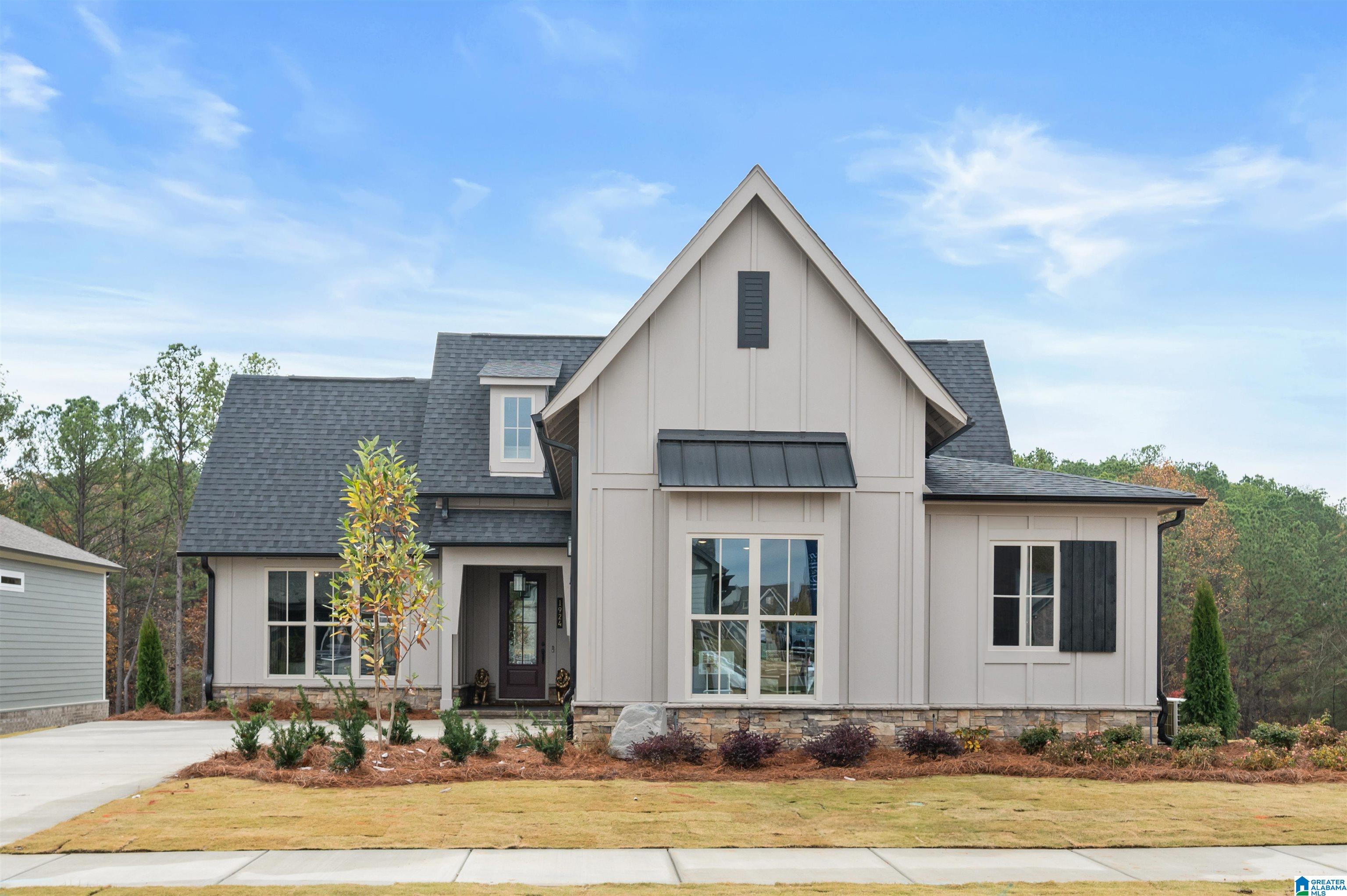 1932 HEARTPINE DRIVE