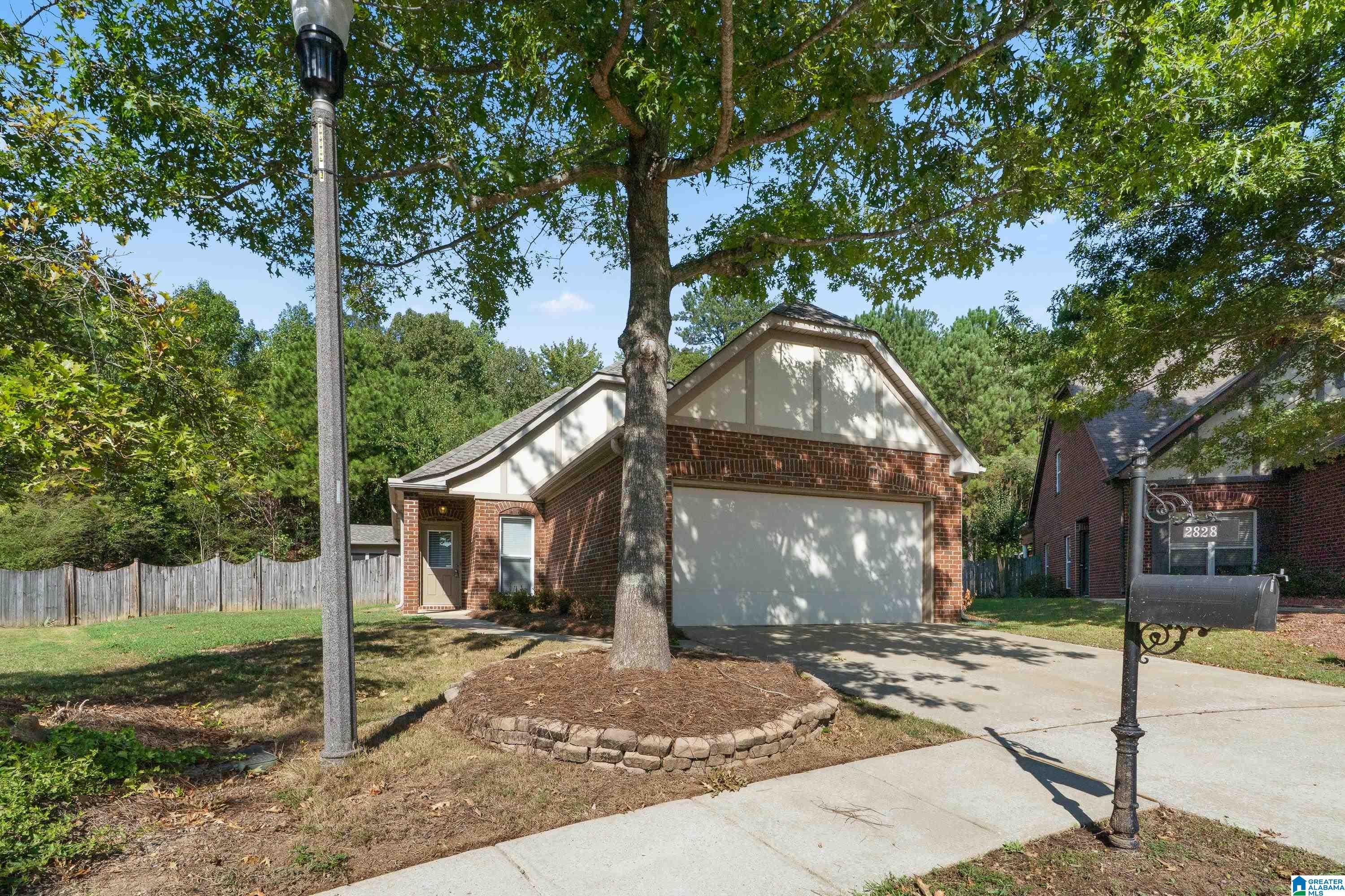 2828 OXMOOR GLEN DRIVE
