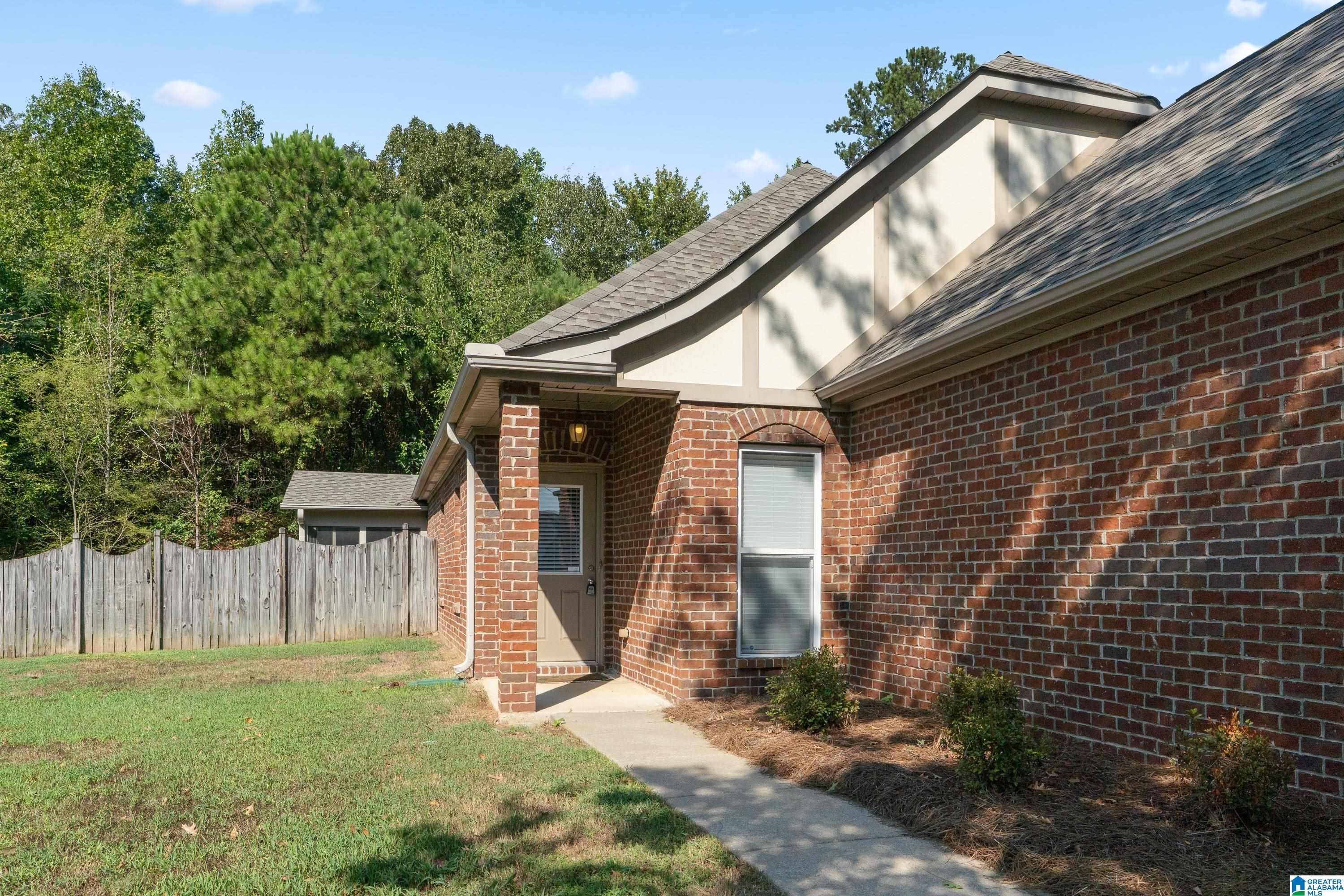 2828 OXMOOR GLEN DRIVE