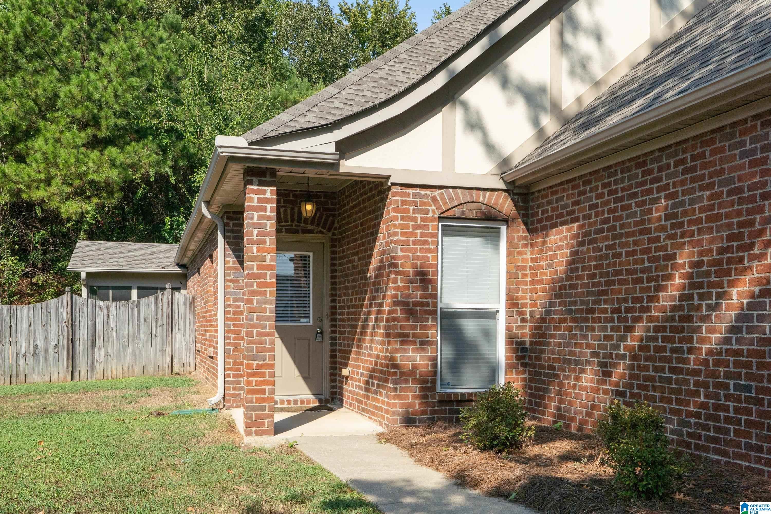 2828 OXMOOR GLEN DRIVE