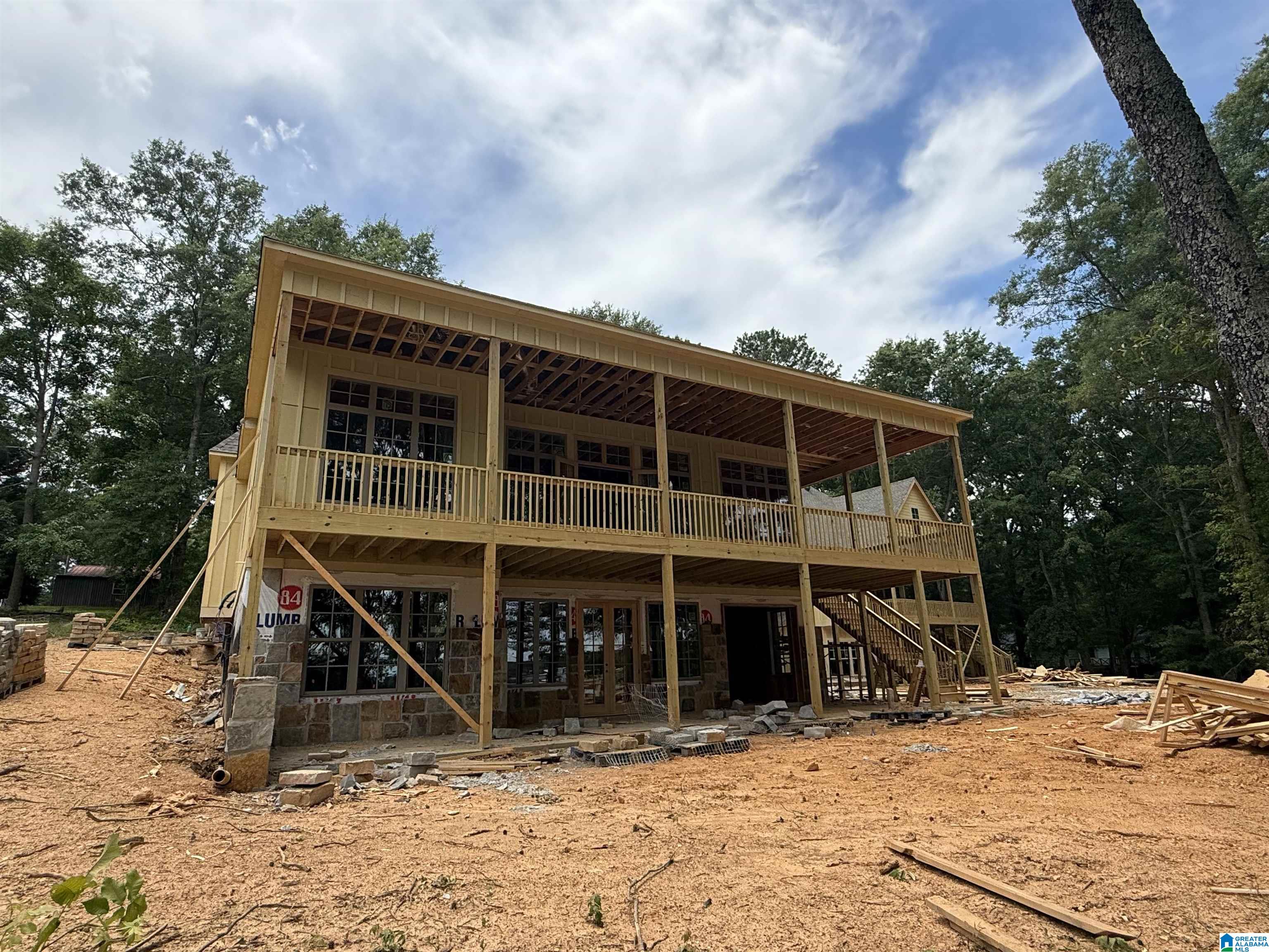 105 RIVERCREST LANE