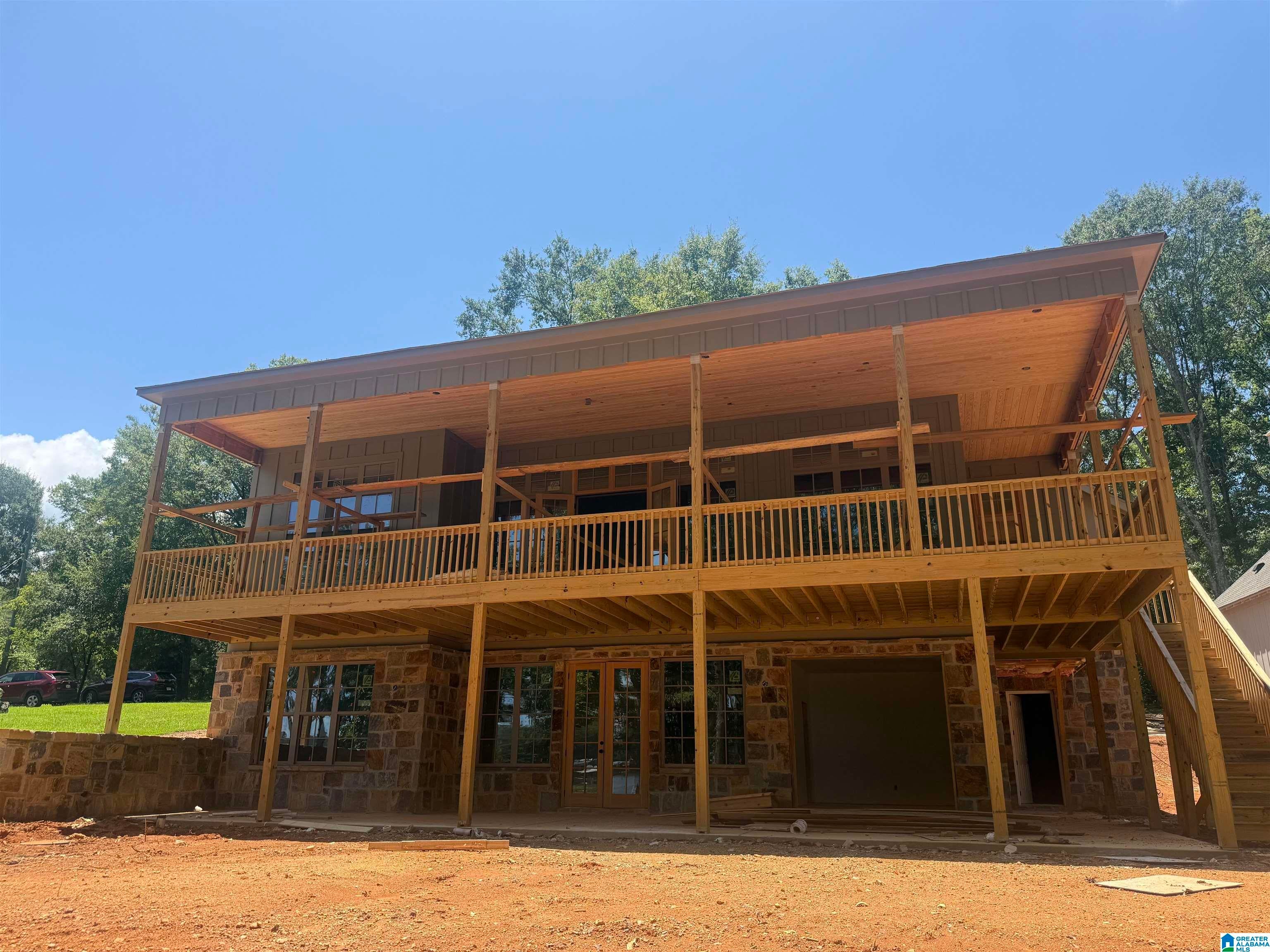 105 RIVERCREST LANE