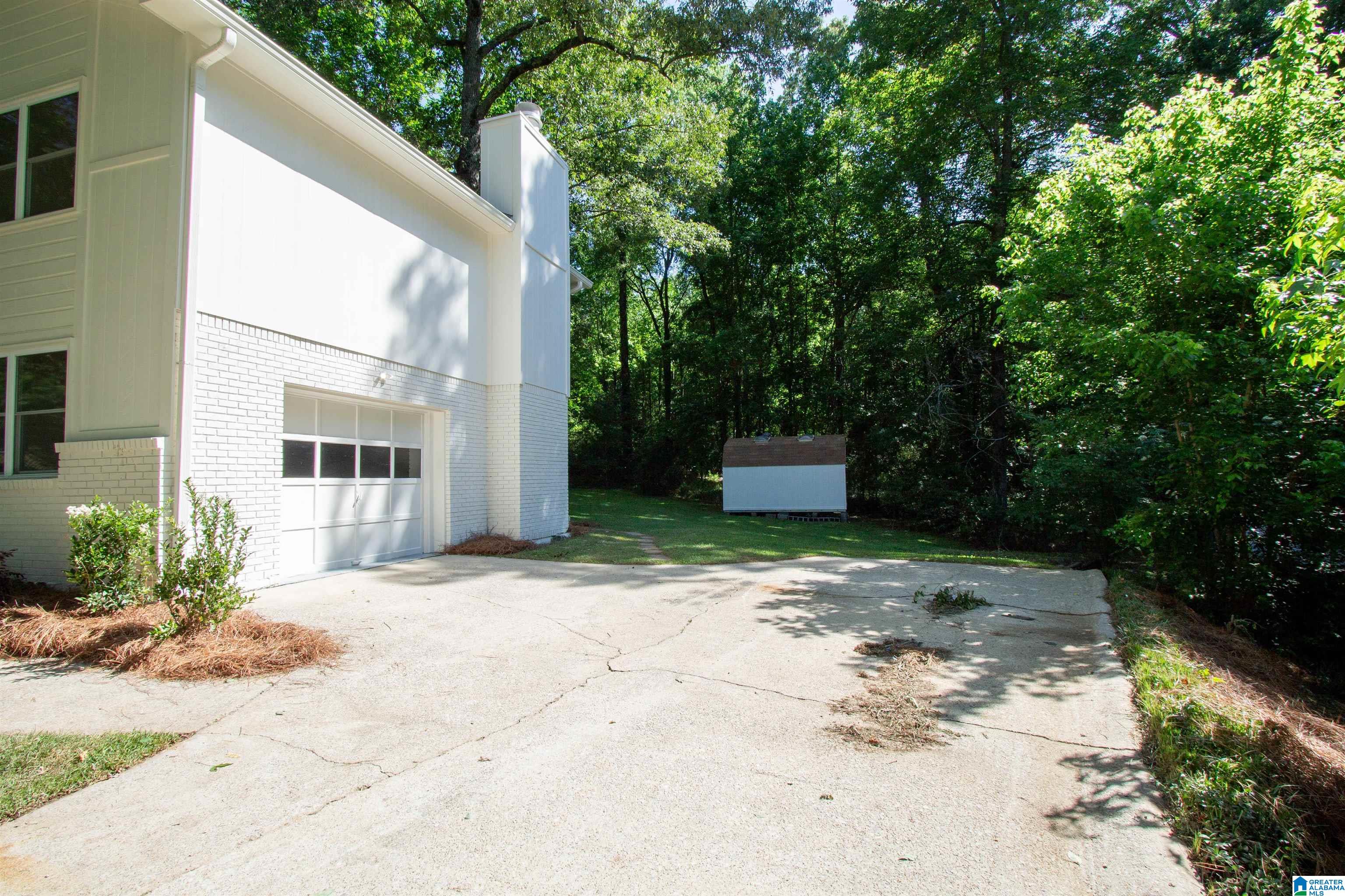 5748 ANNANADALE LANE