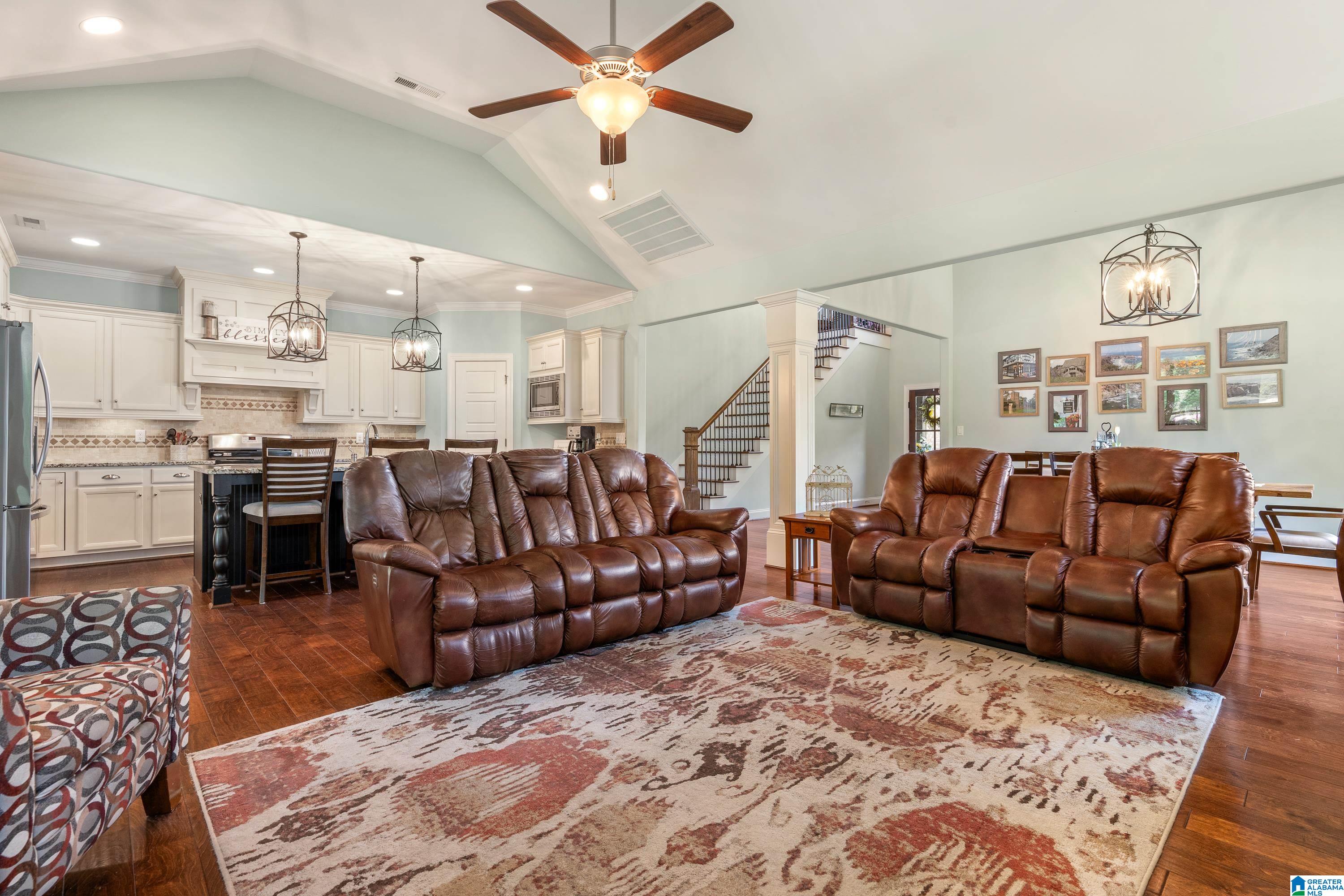 533 KIRKWALL CIRCLE