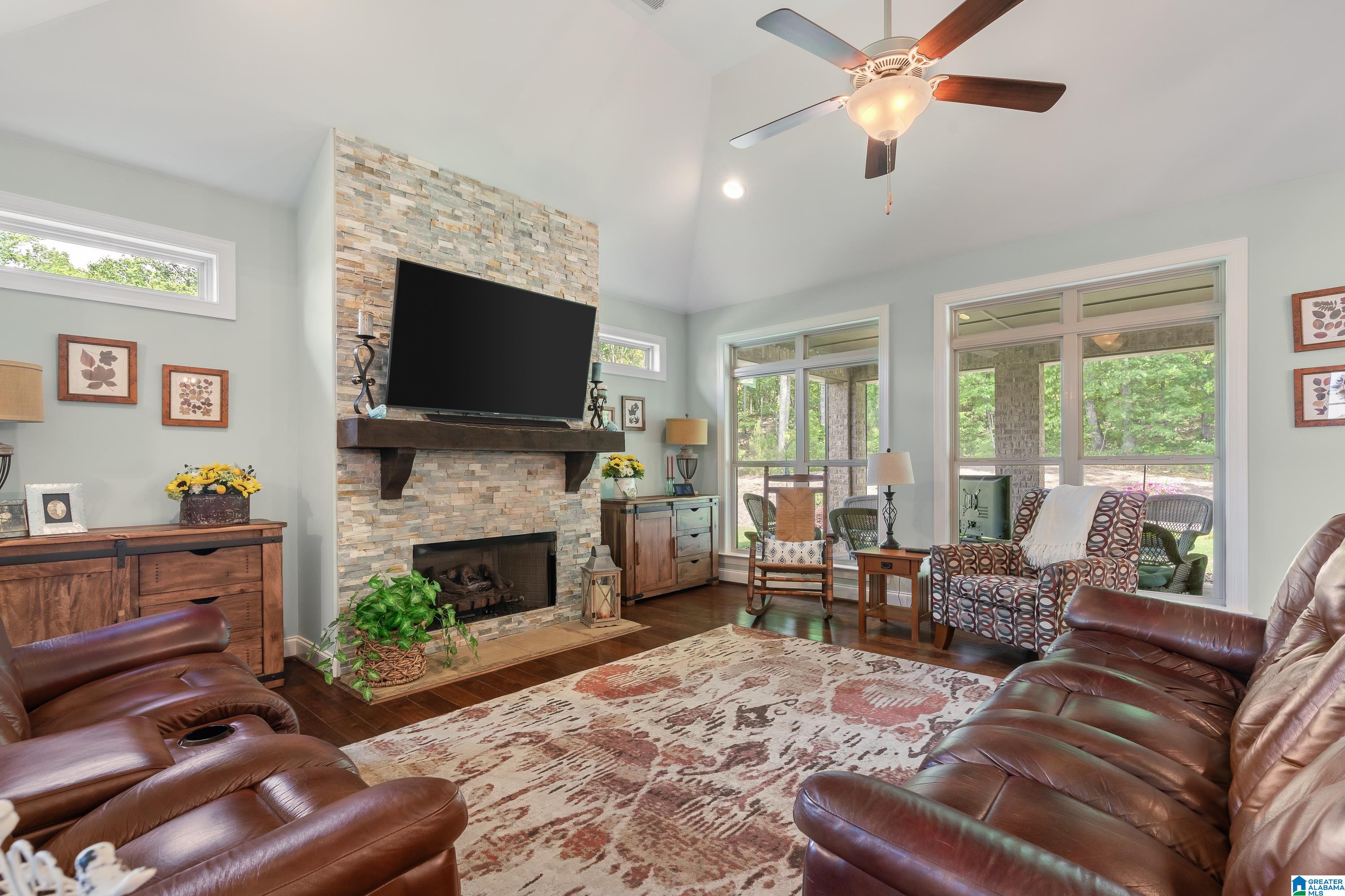 533 KIRKWALL CIRCLE