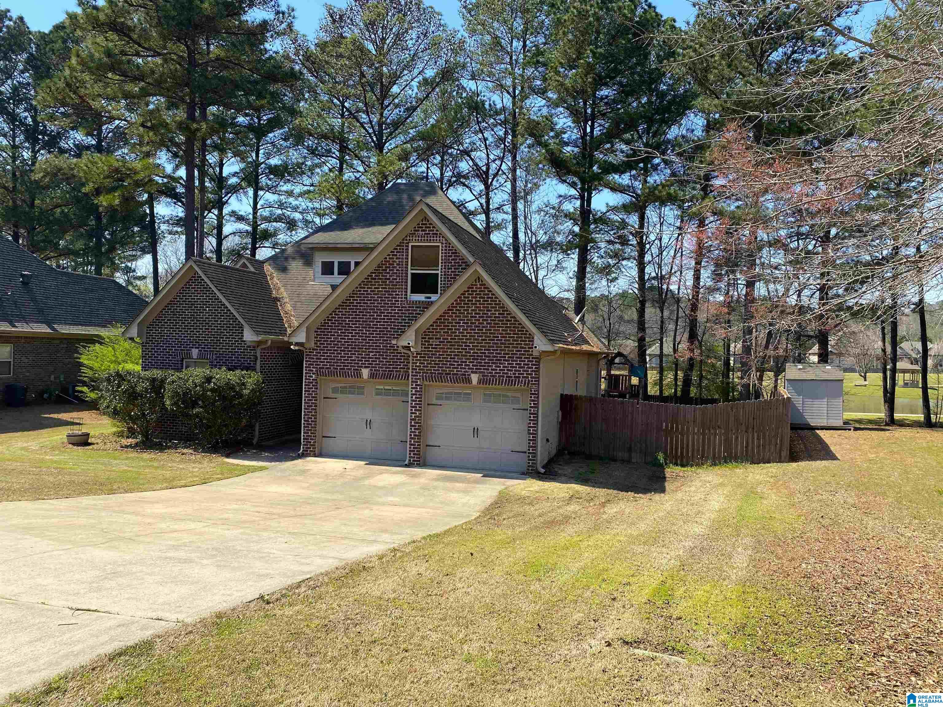 105 WILLOW LAKE LANE