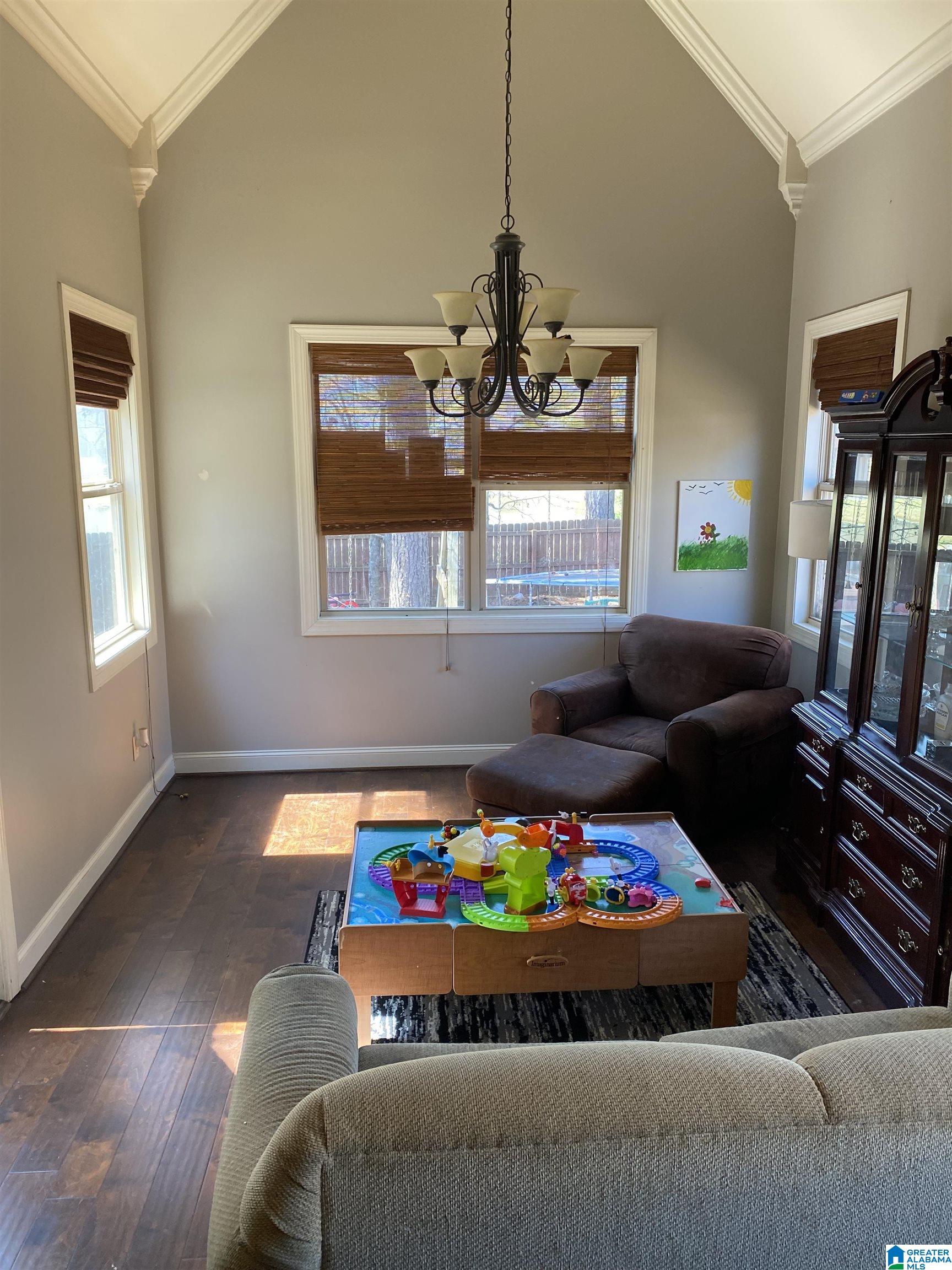 105 WILLOW LAKE LANE