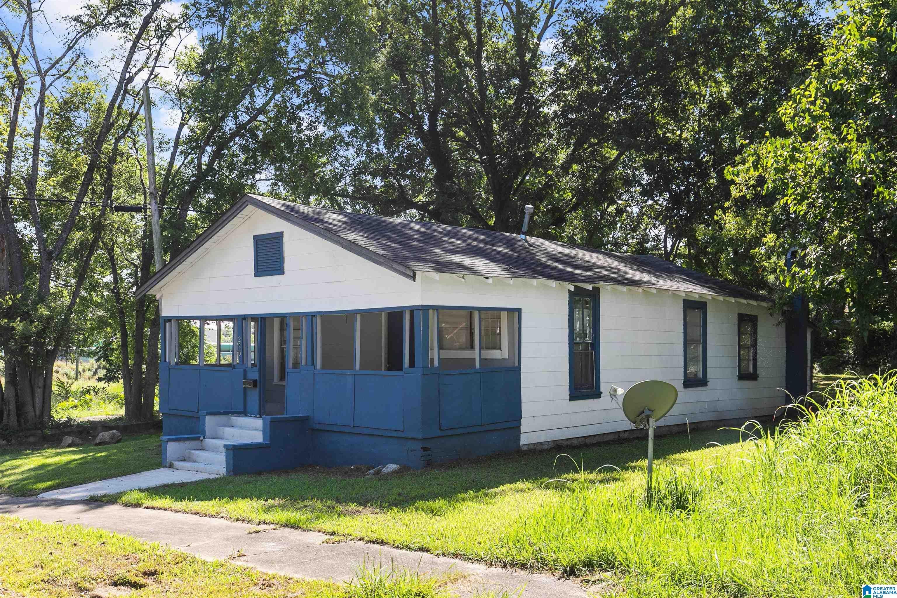 220 AVENUE Z