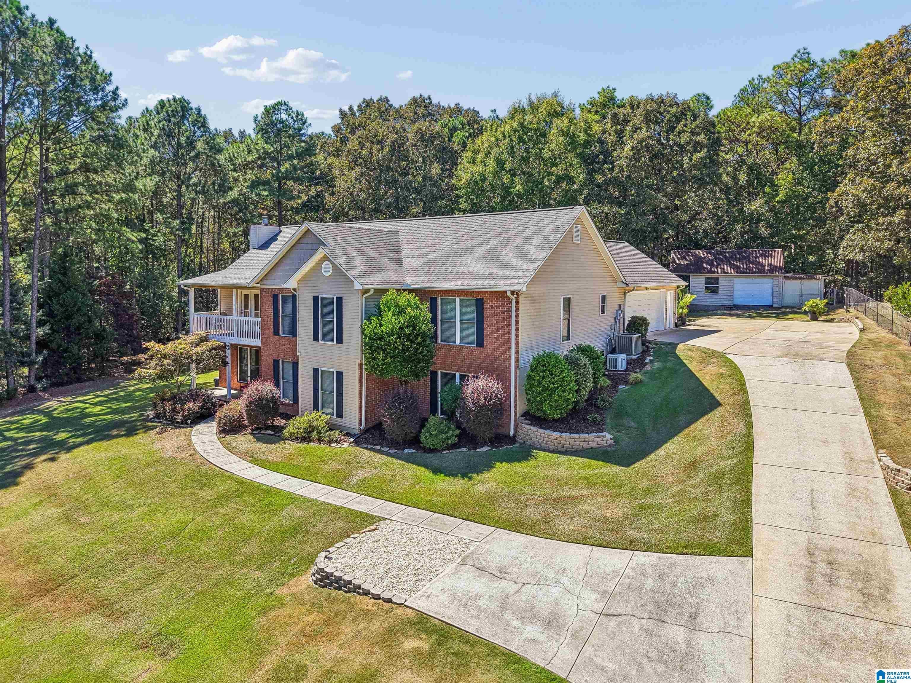 5374 PINEYWOOD ROAD