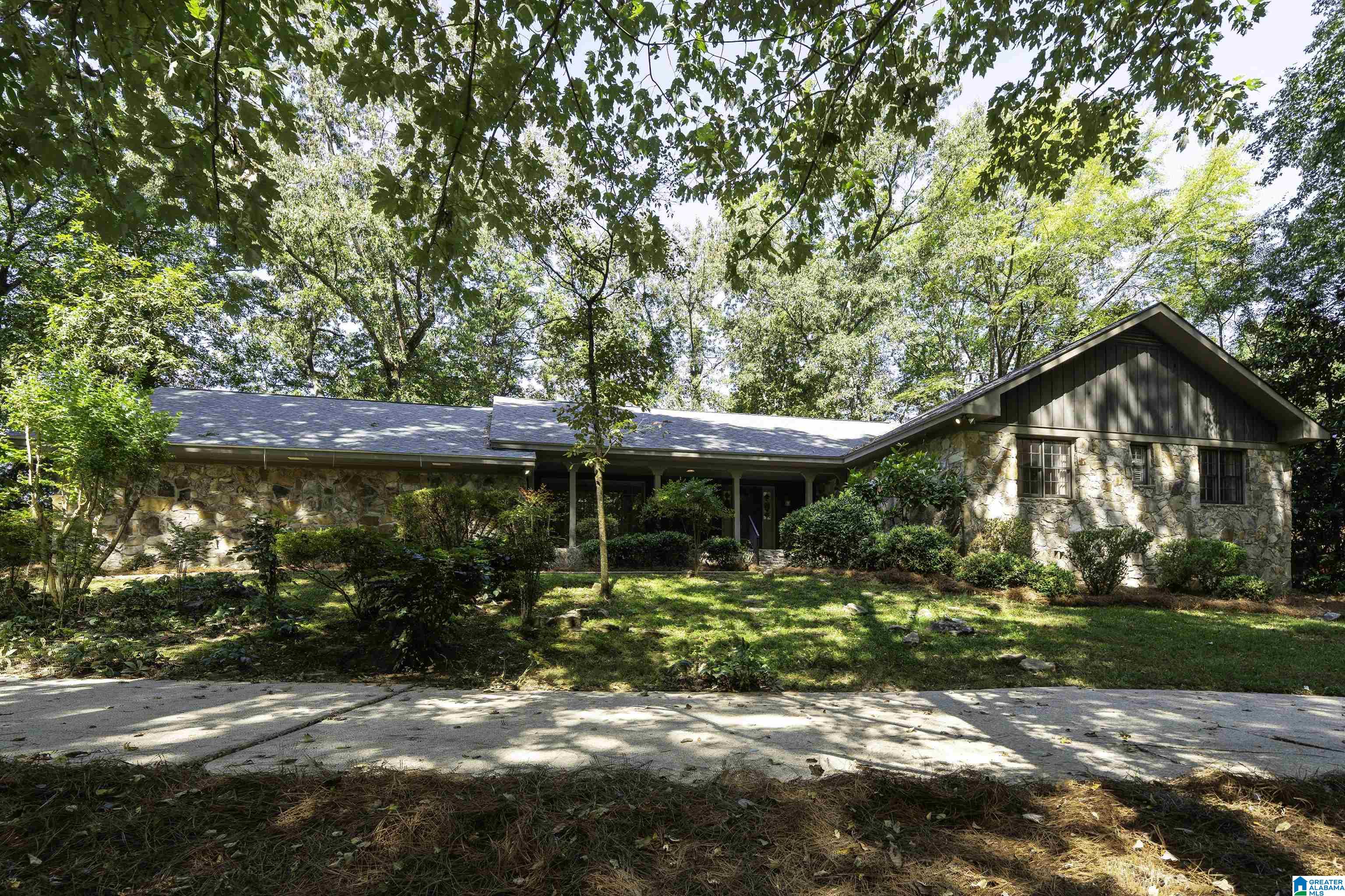 3820 RIVER VIEW DRIVE