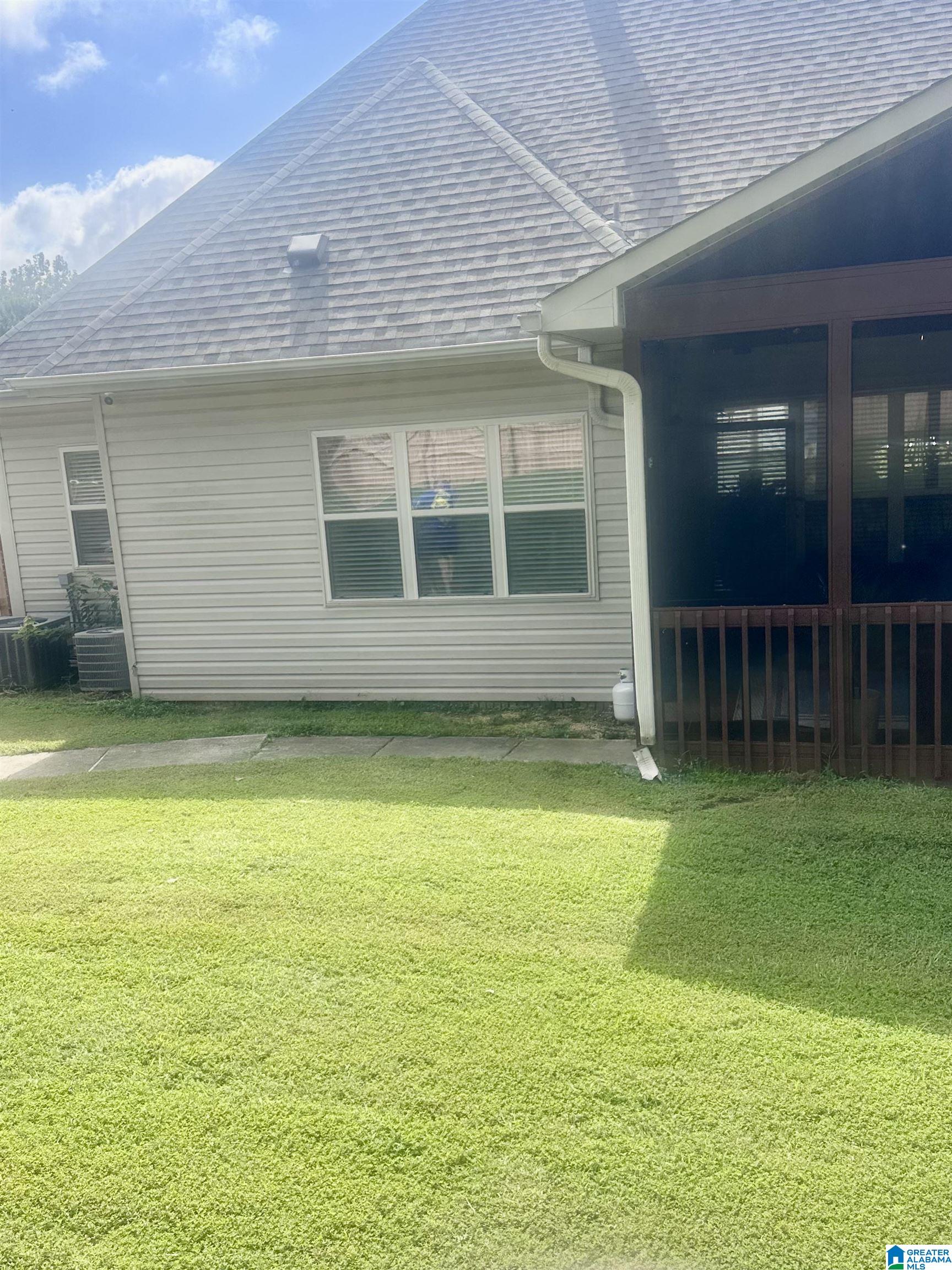 105 DEER RIDGE DRIVE