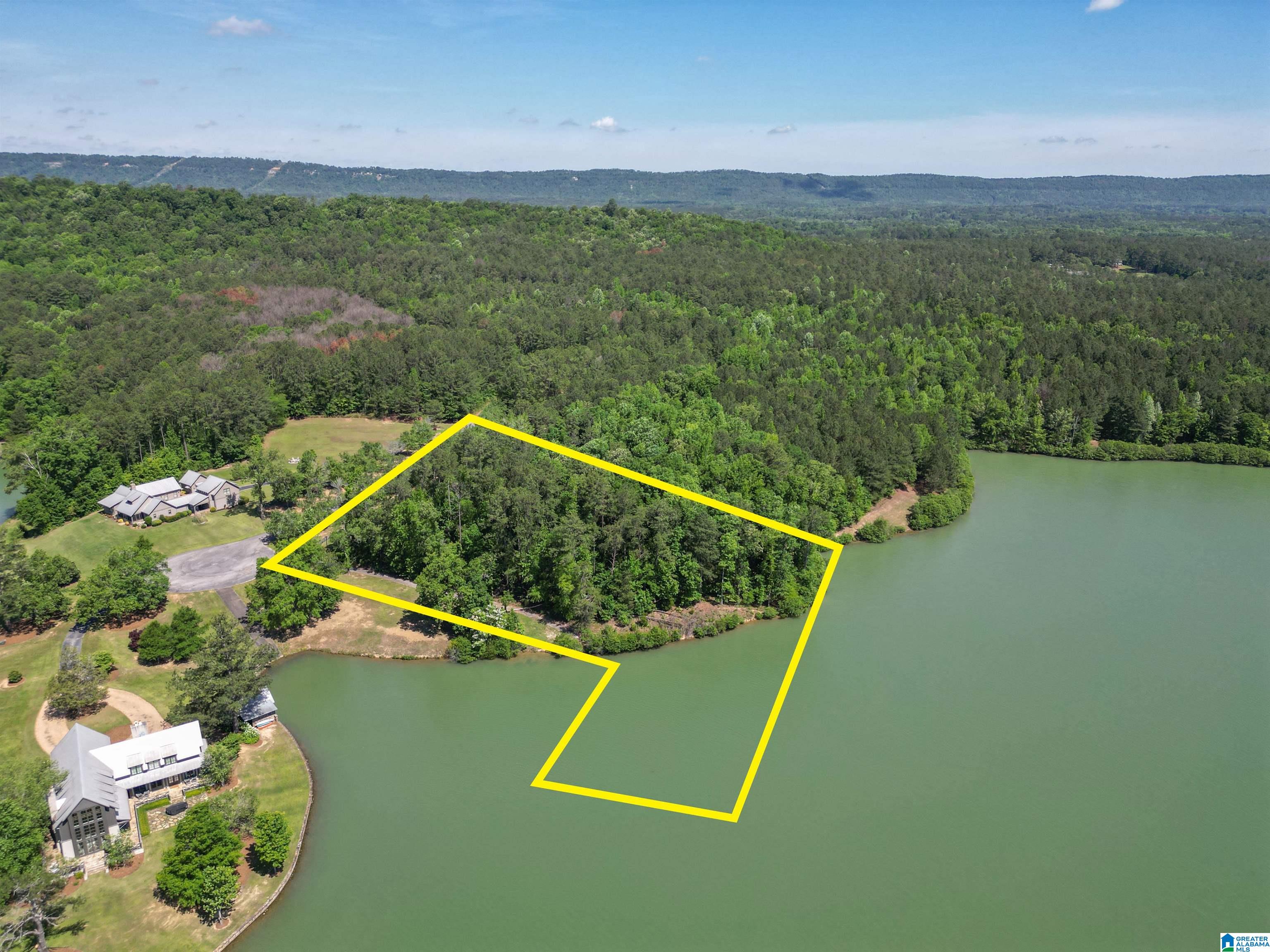 17A TWIN PINES ROAD 17A