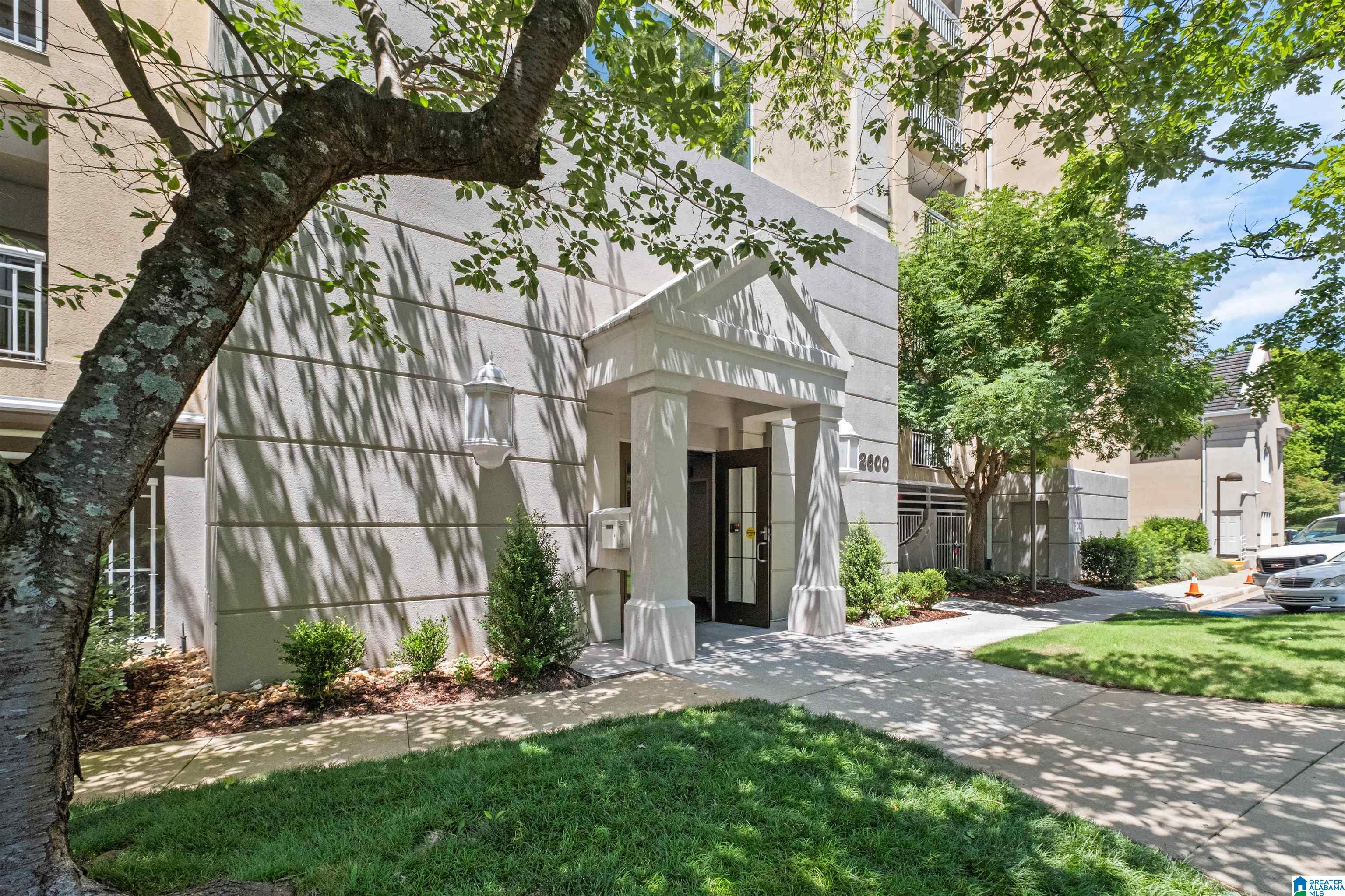 2600 ARLINGTON AVENUE S 68