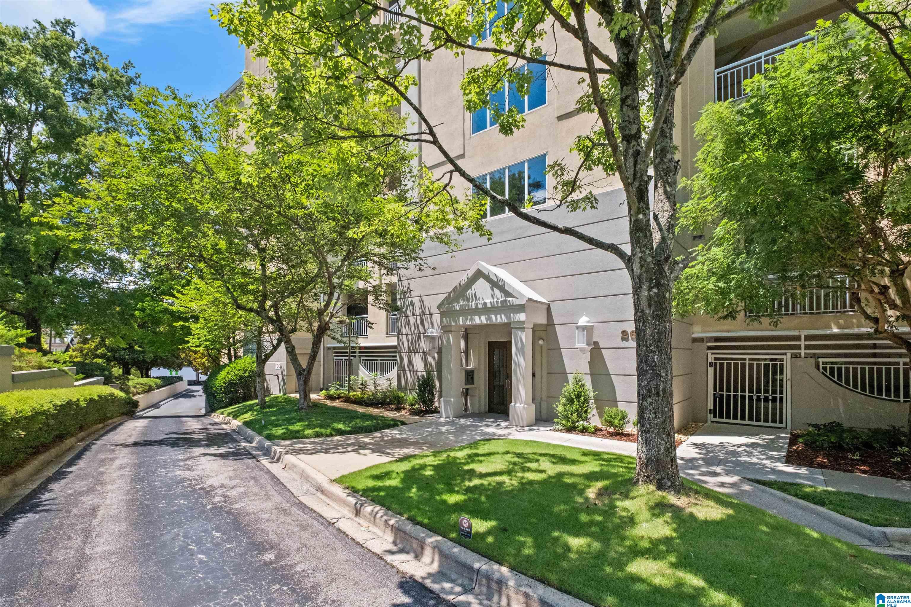 2600 ARLINGTON AVENUE S 68